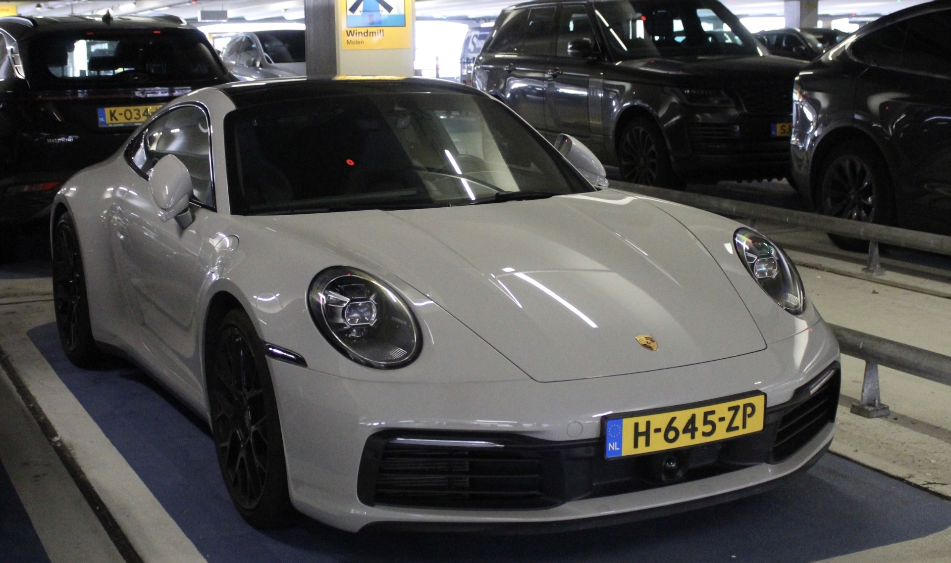 Porsche 992 Carrera 4S MkI