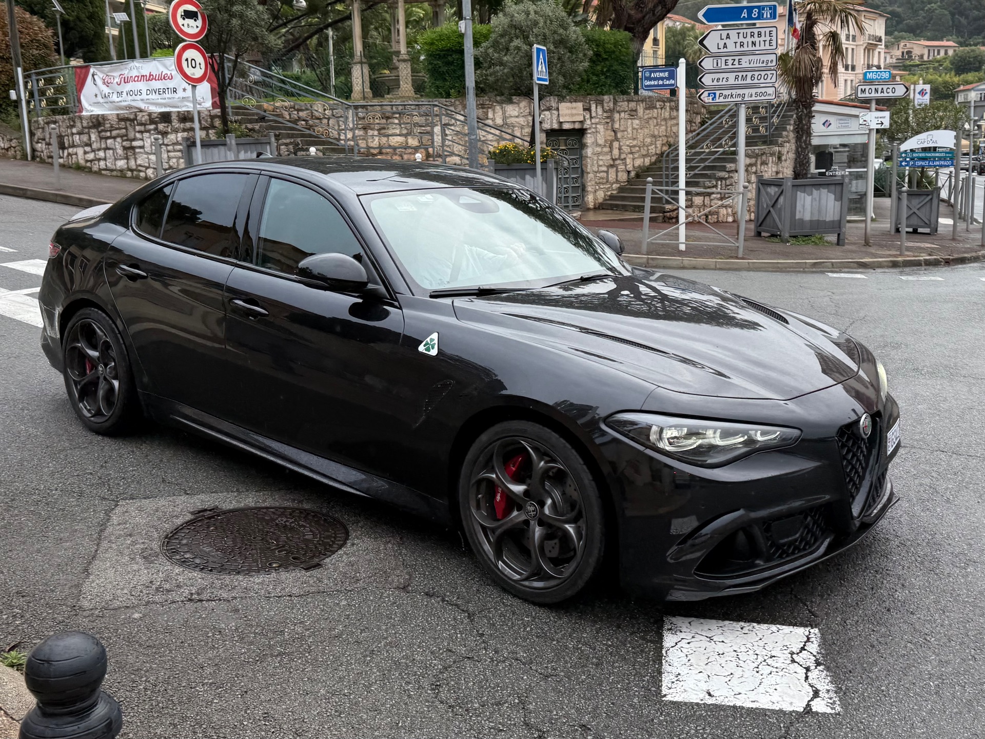 Alfa Romeo Giulia Quadrifoglio 2023