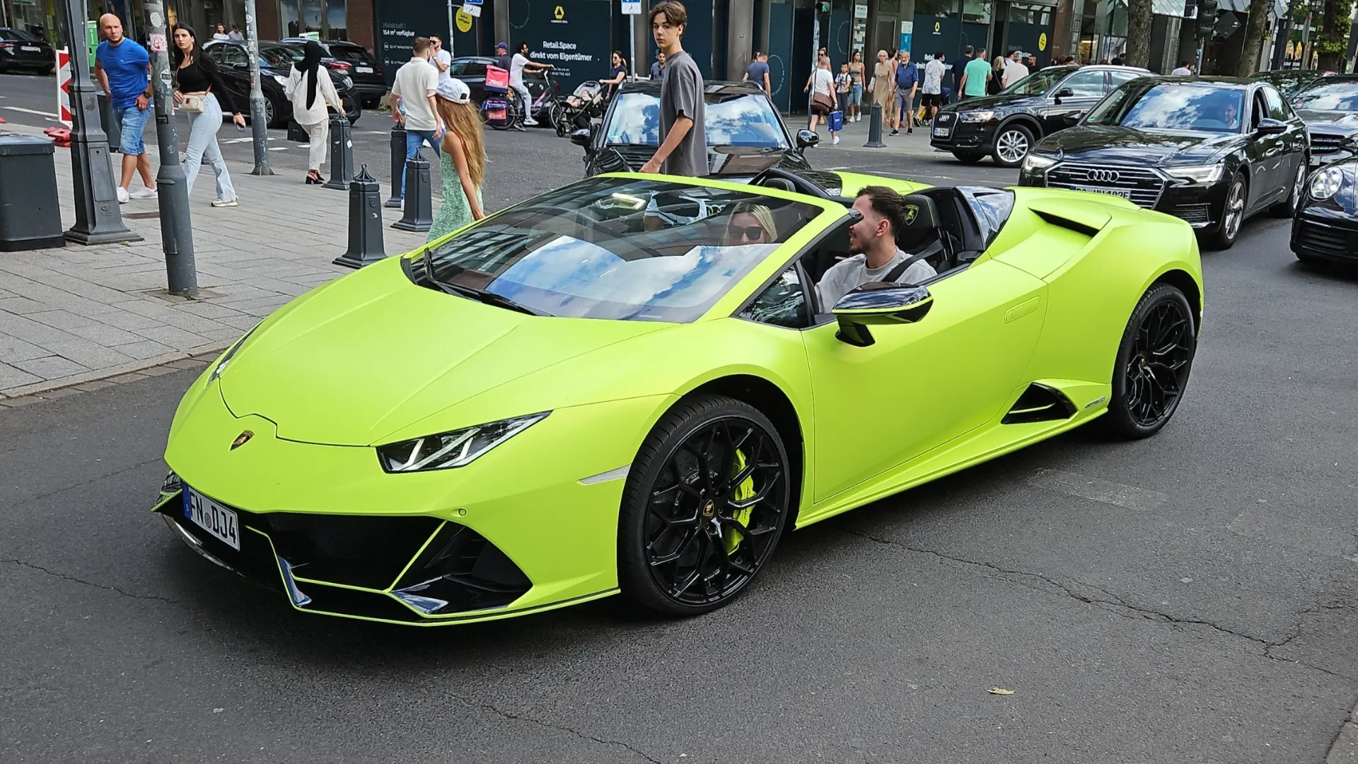 Lamborghini Huracán LP640-4 EVO Spyder in Dusseldorf