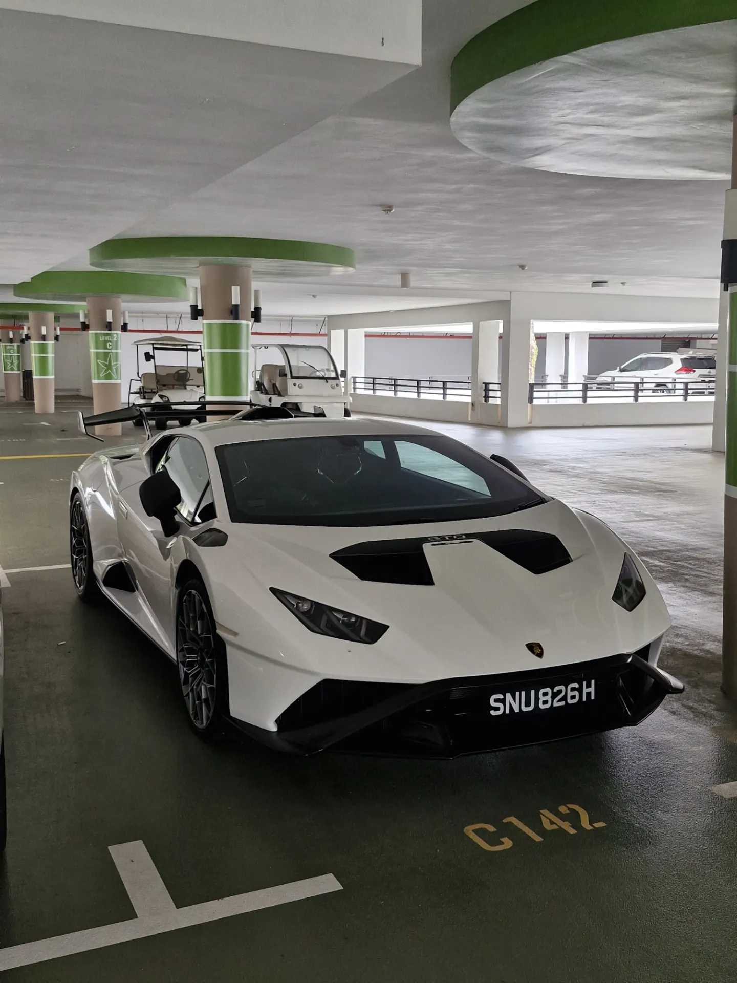 Lamborghini Huracan STO