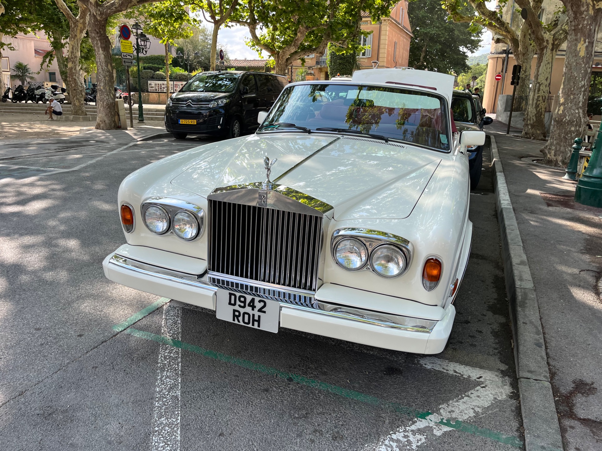 Rolls-Royce Corniche