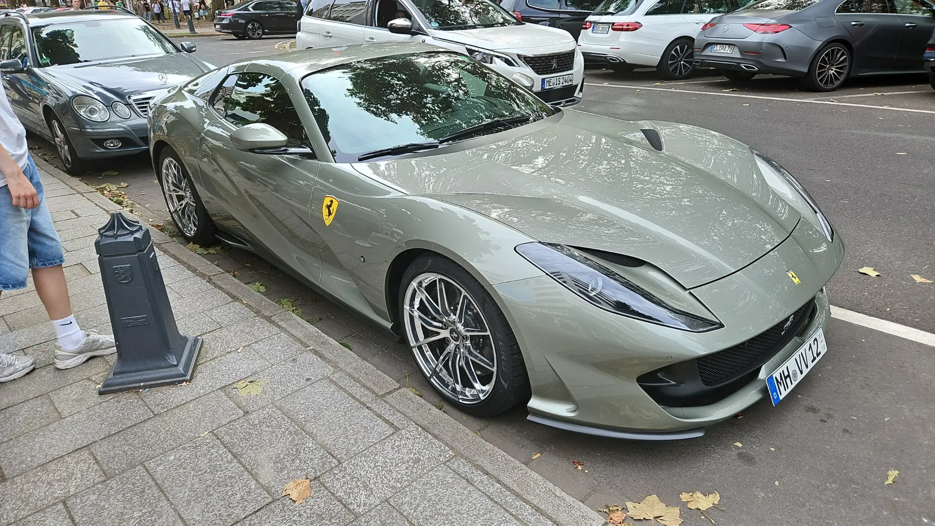 Ferrari 812 GTS in Dusseldorf