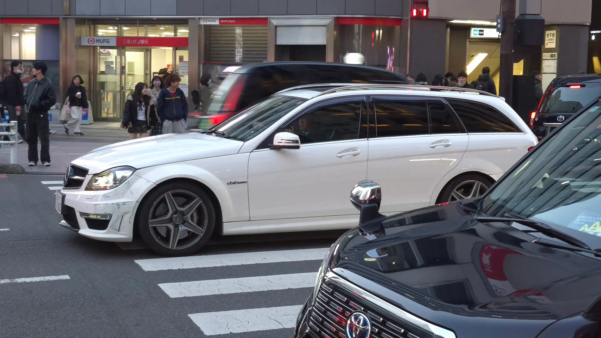 Mercedes-Benz C 63 AMG Estate 2012