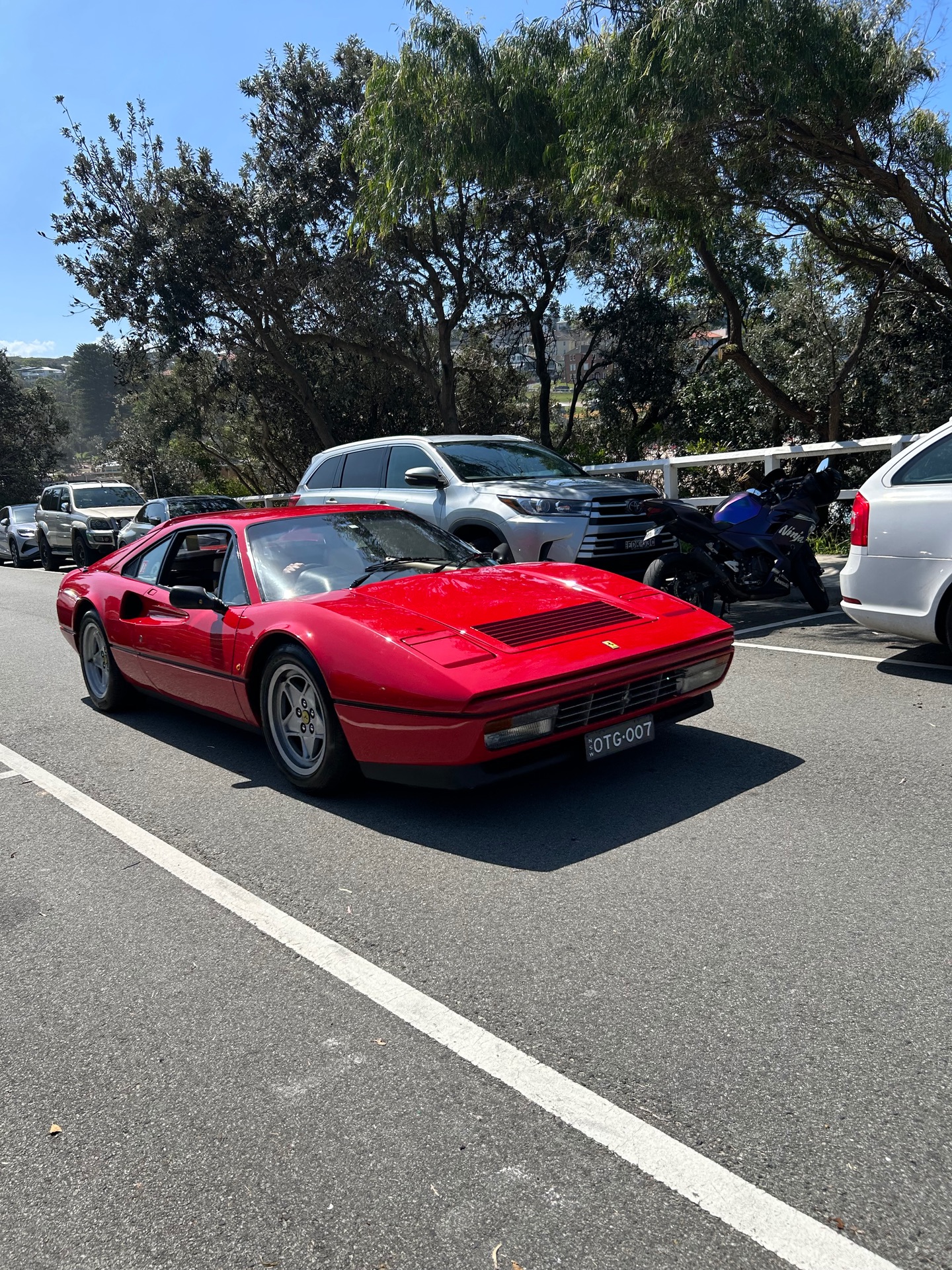 Ferrari 328 GTB