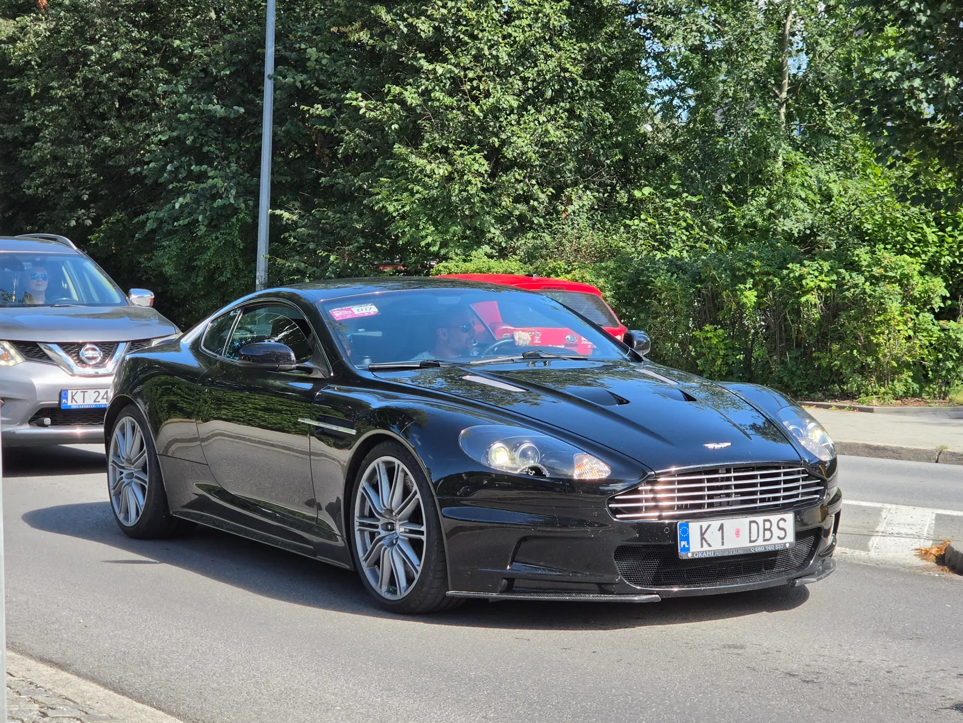 Aston Martin Dbs carbon edition