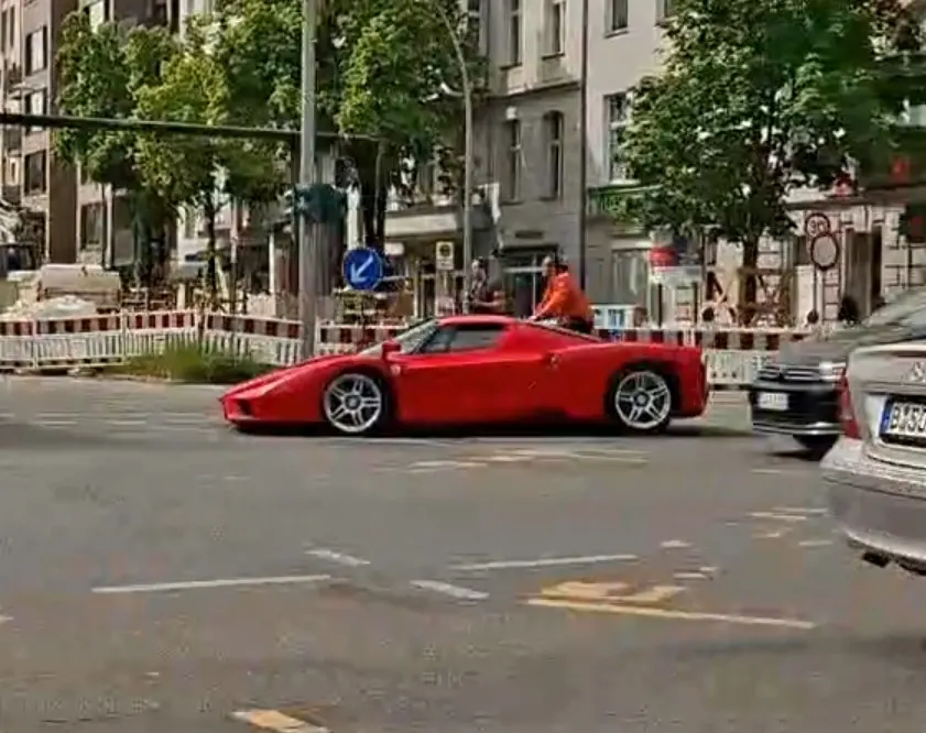 Ferrari Enzo in Berlin