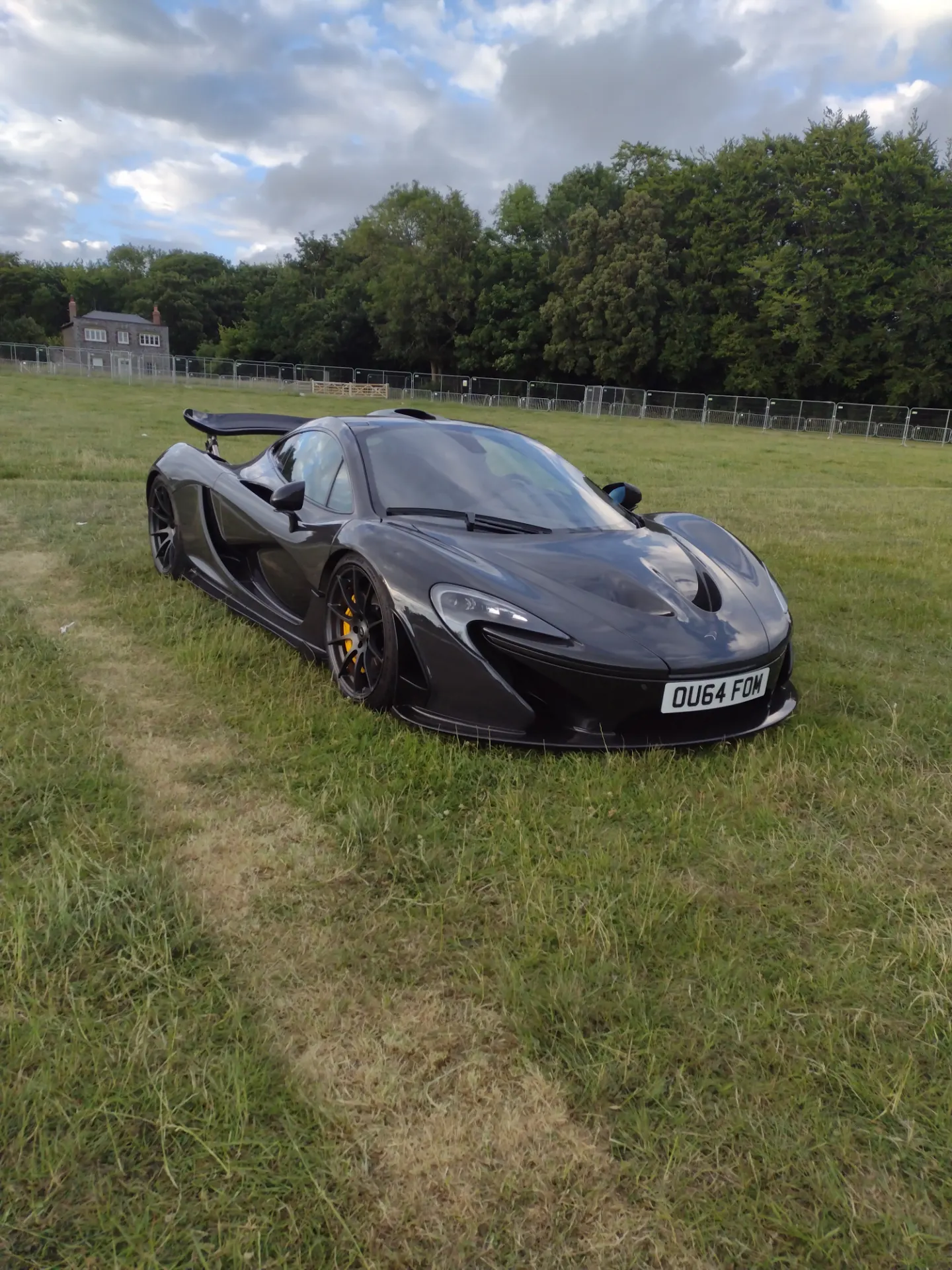 McLaren P1