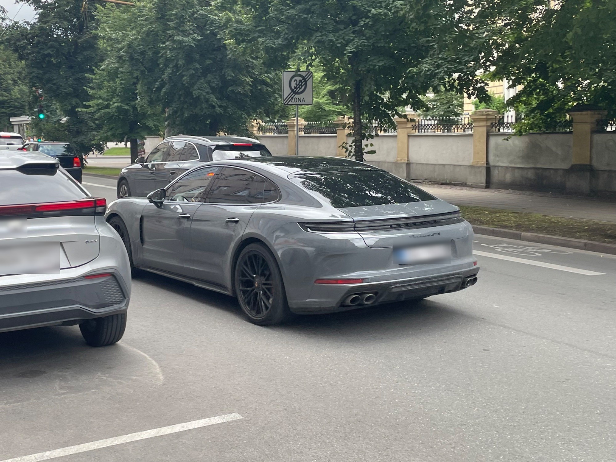 Porsche 972 Panamera GTS MkI