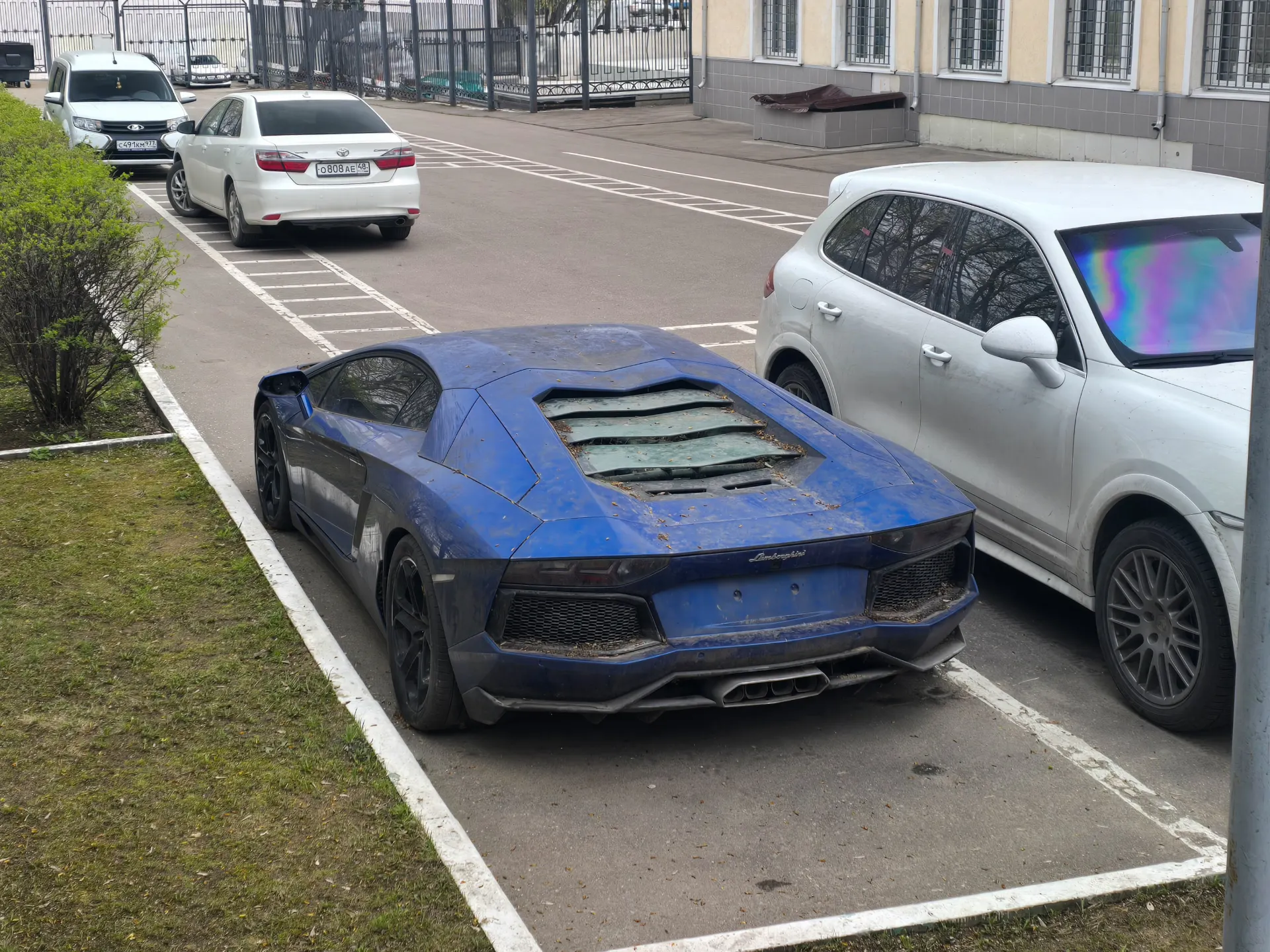 Lamborghini Aventador LP700-4