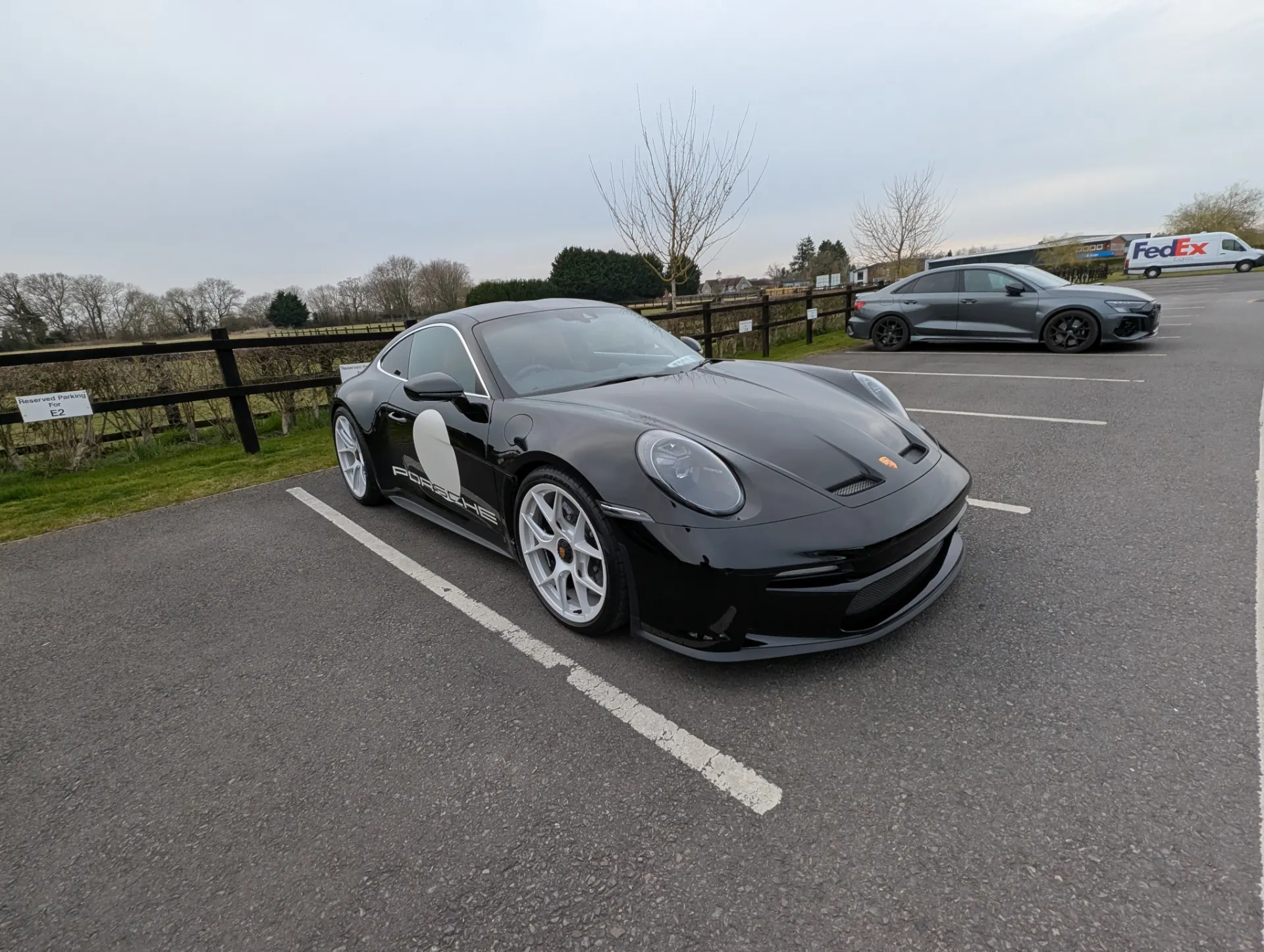 Porsche 992 S/T