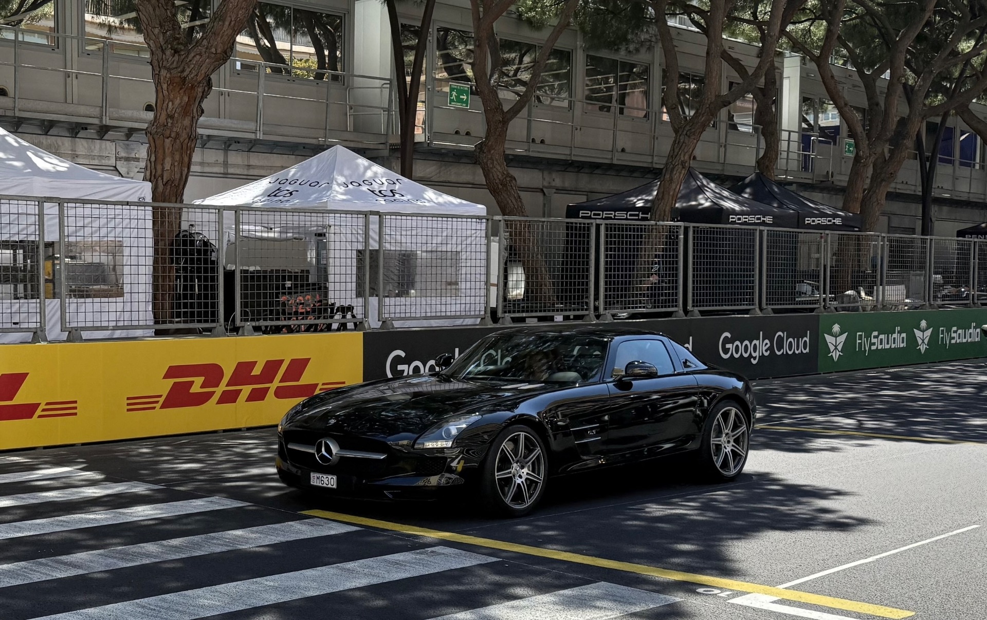 Mercedes-Benz SLS AMG