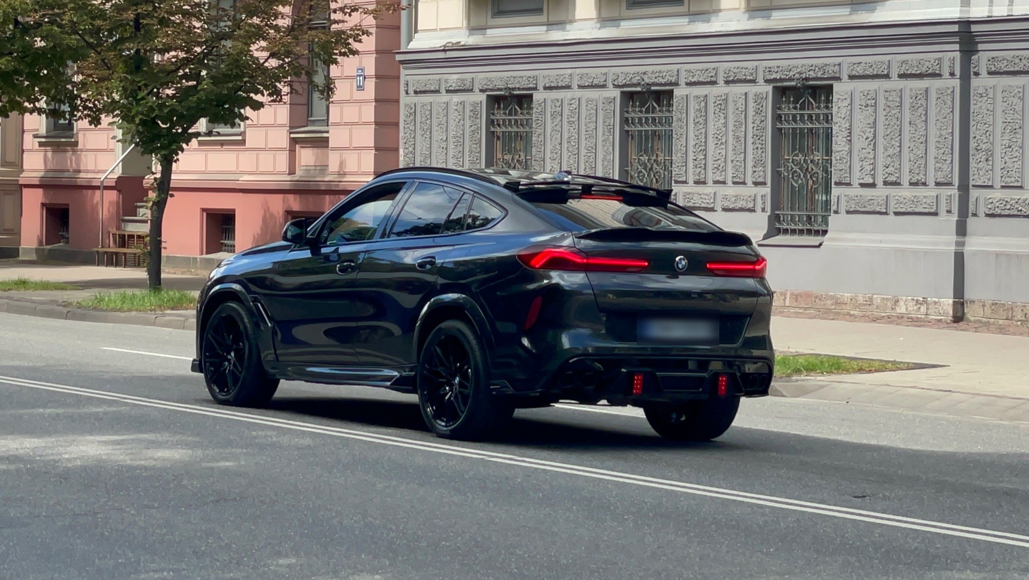 BMW X6 M F96 Competition 2024 Larte Design