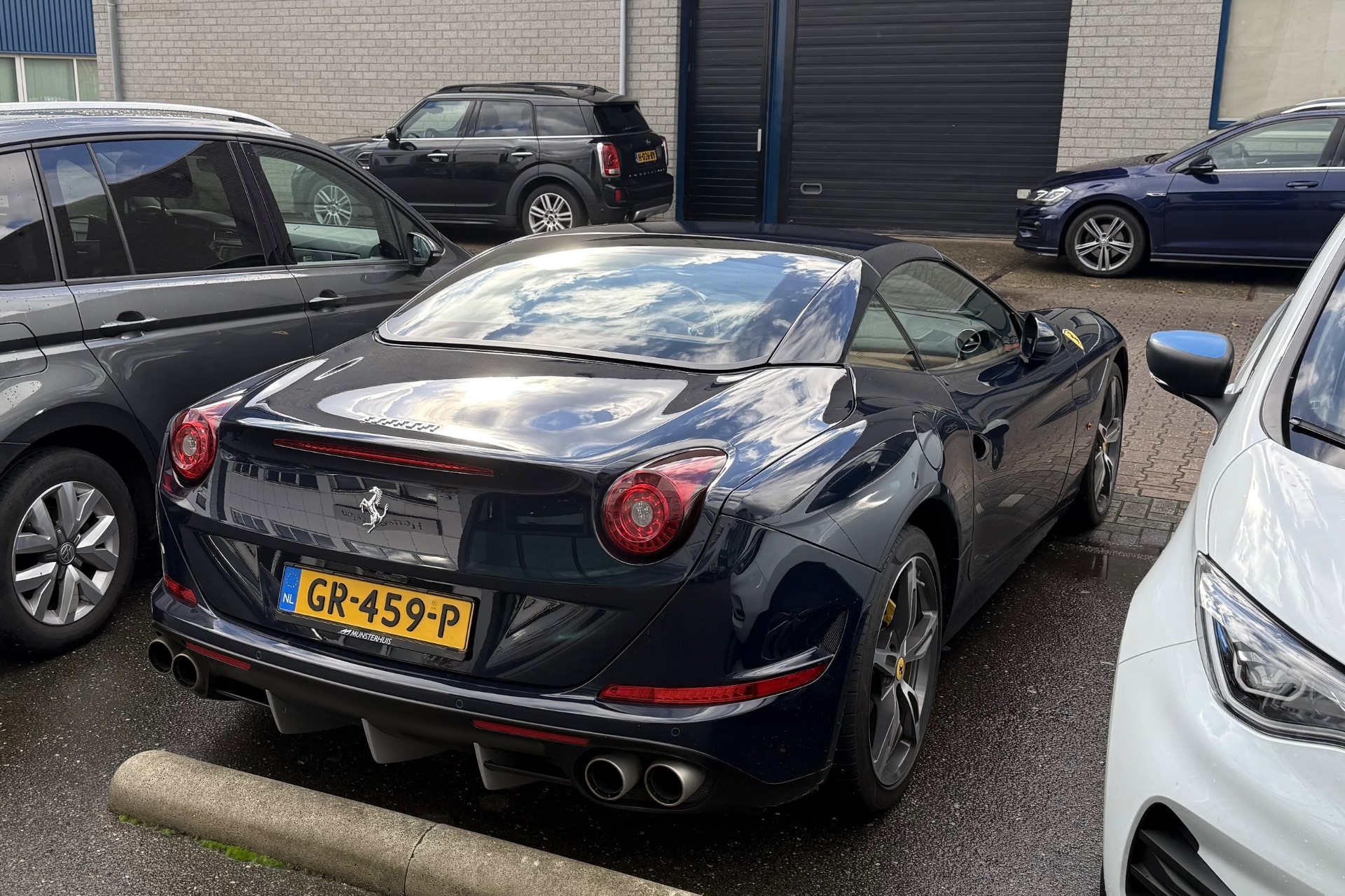 Ferrari California T