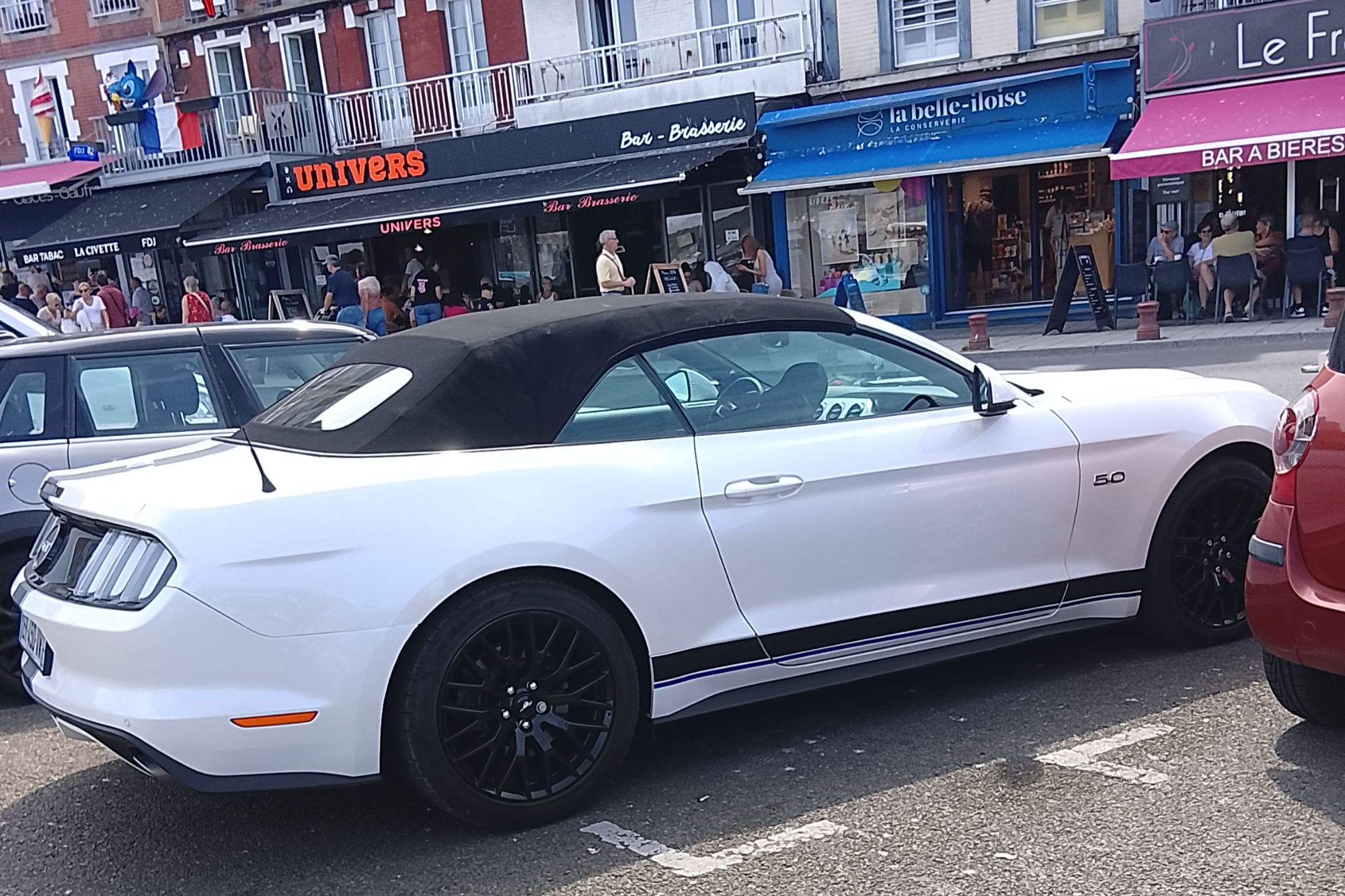 Ford Mustang GT Convertible S550 in Le Tréport