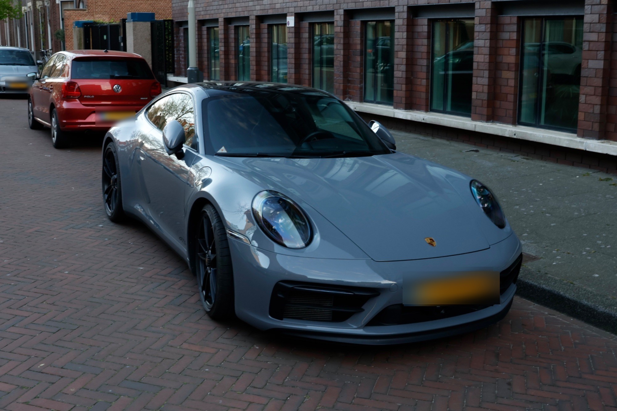 Porsche 992 Carrera GTS MkI in Den Haag
