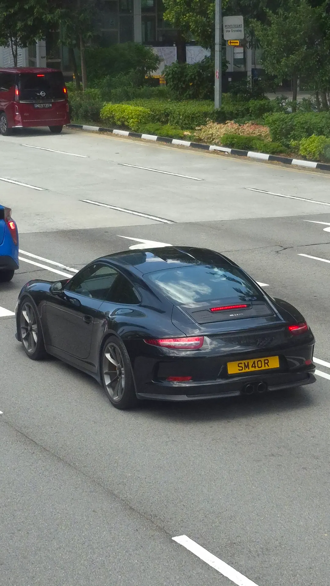 Porsche 911 R in Singapore