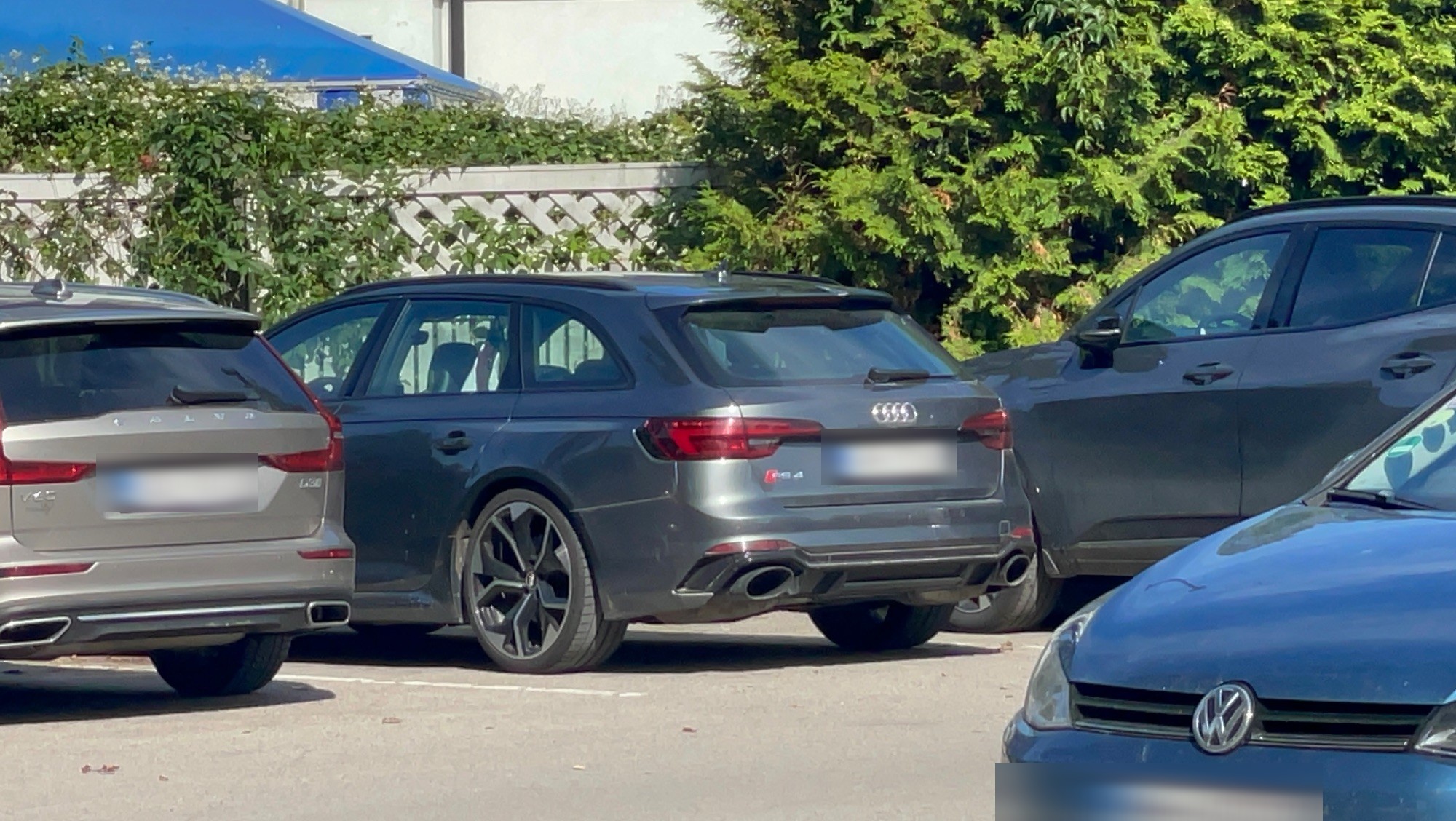 Audi RS4 Avant B9 2020 in Jūrmala
