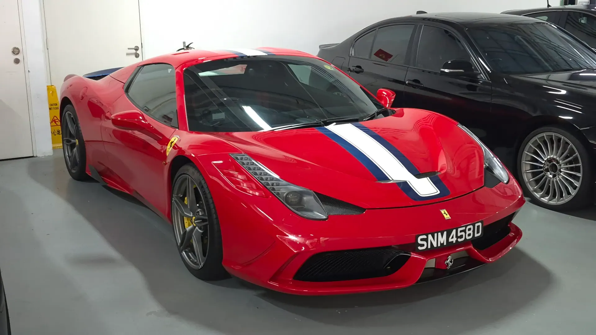 Ferrari 458 Speciale Aperta in Singapore