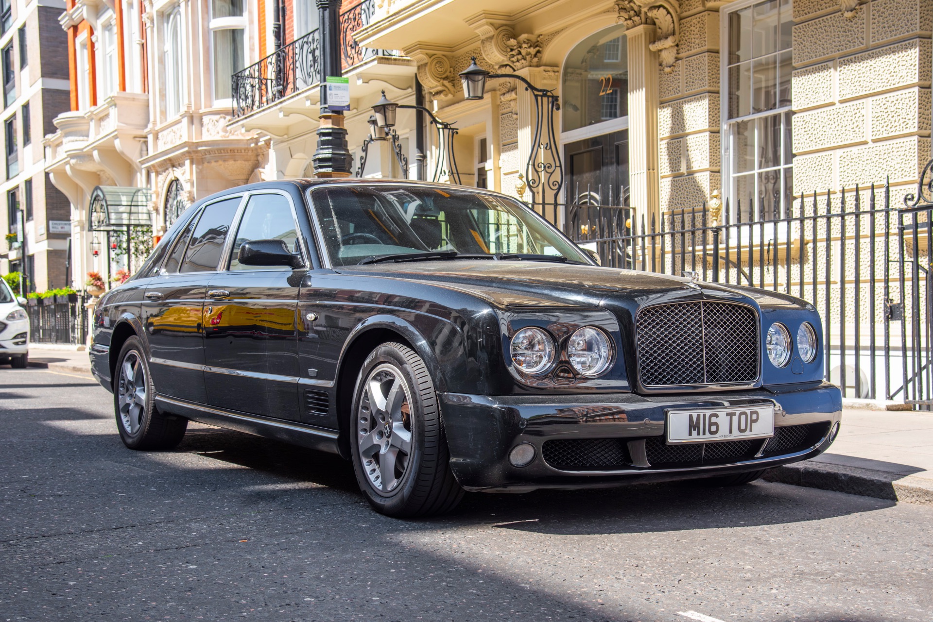 Bentley Arnage T in City of London