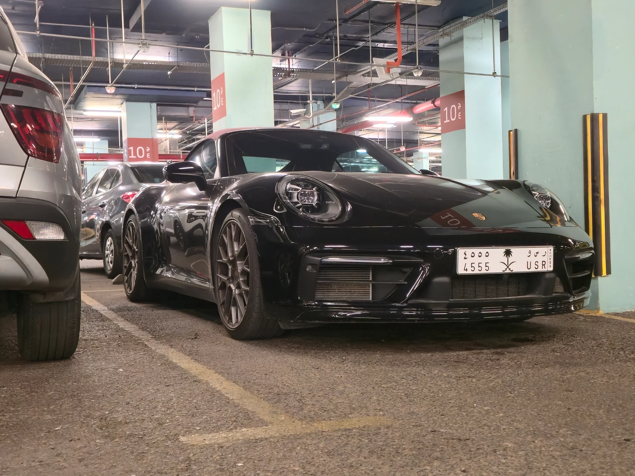 Porsche 911 992 Carrera 4GTS