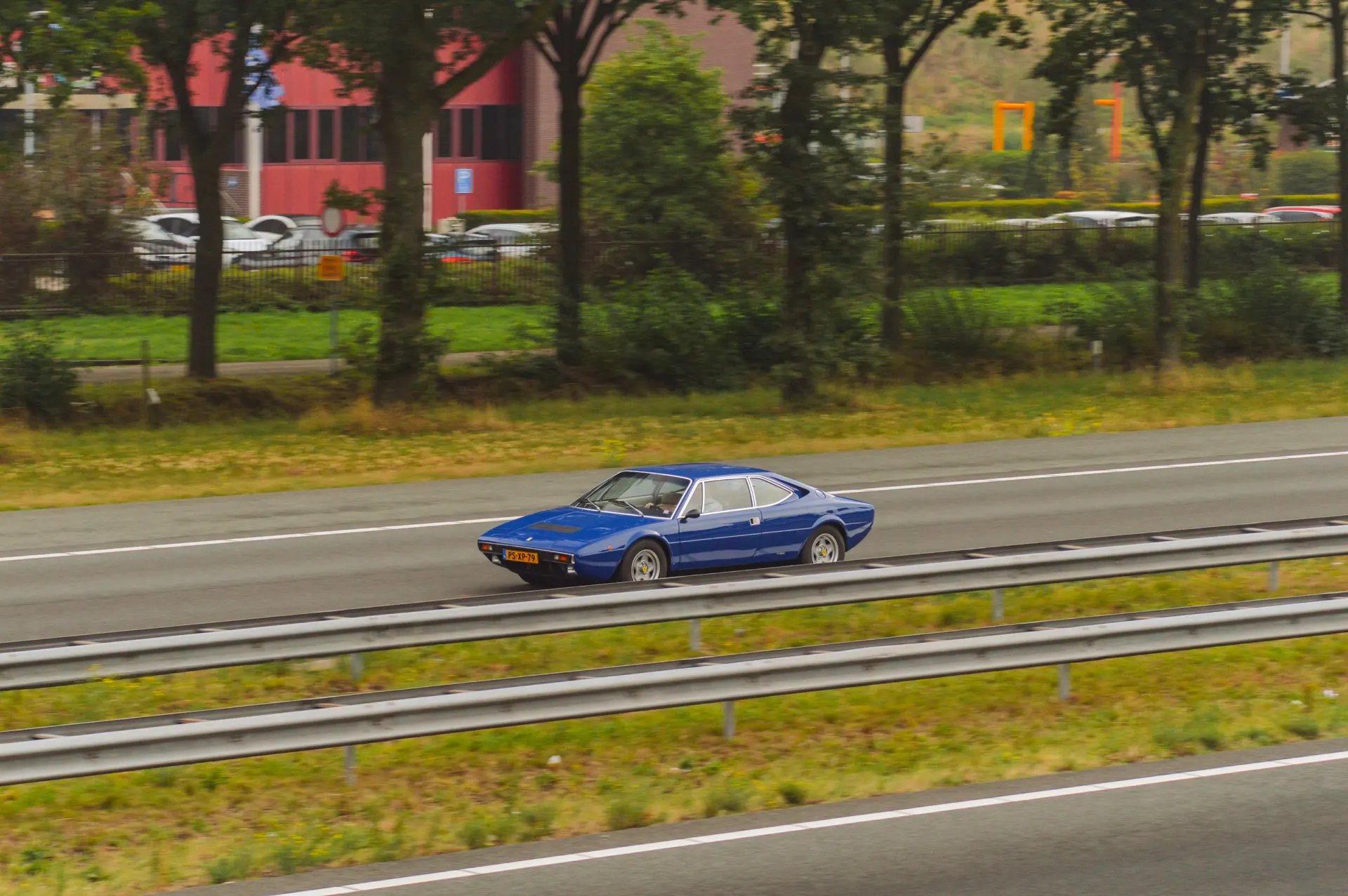 Ferrari Dino 308 GT4 2+2 in Amersfoort