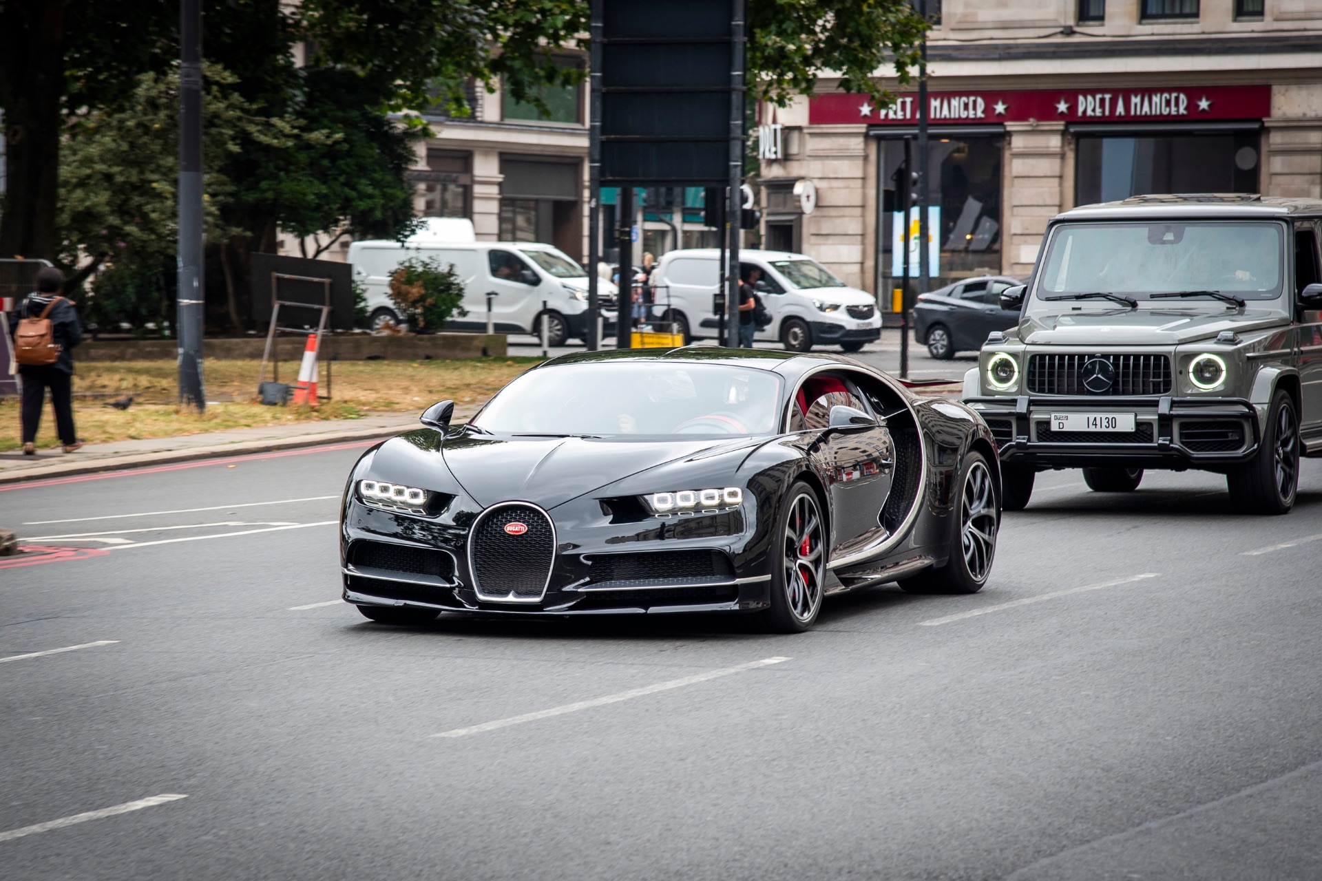 Bugatti chiron in City of London