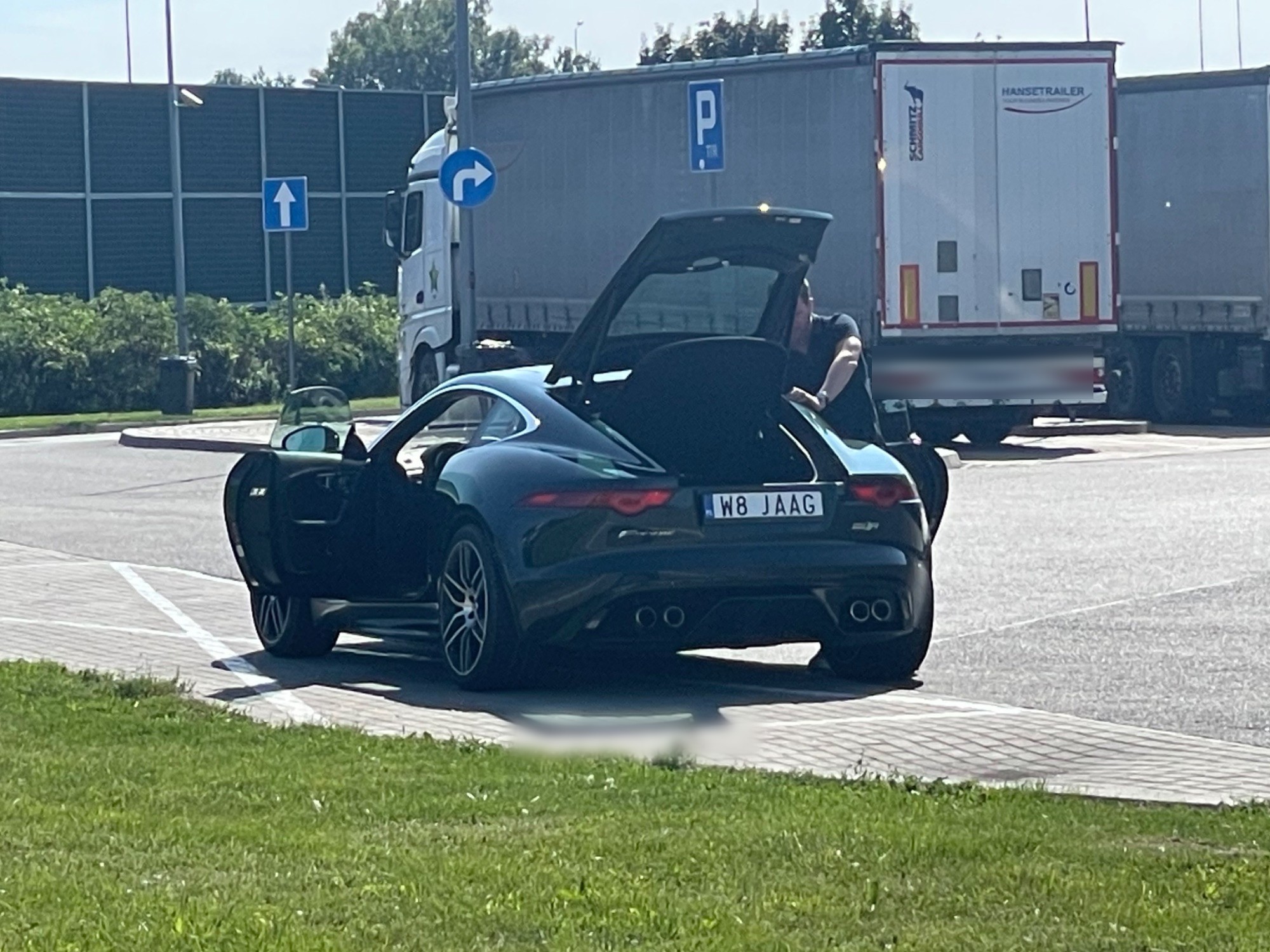 Jaguar F-TYPE R AWD Coupé in Warszawa