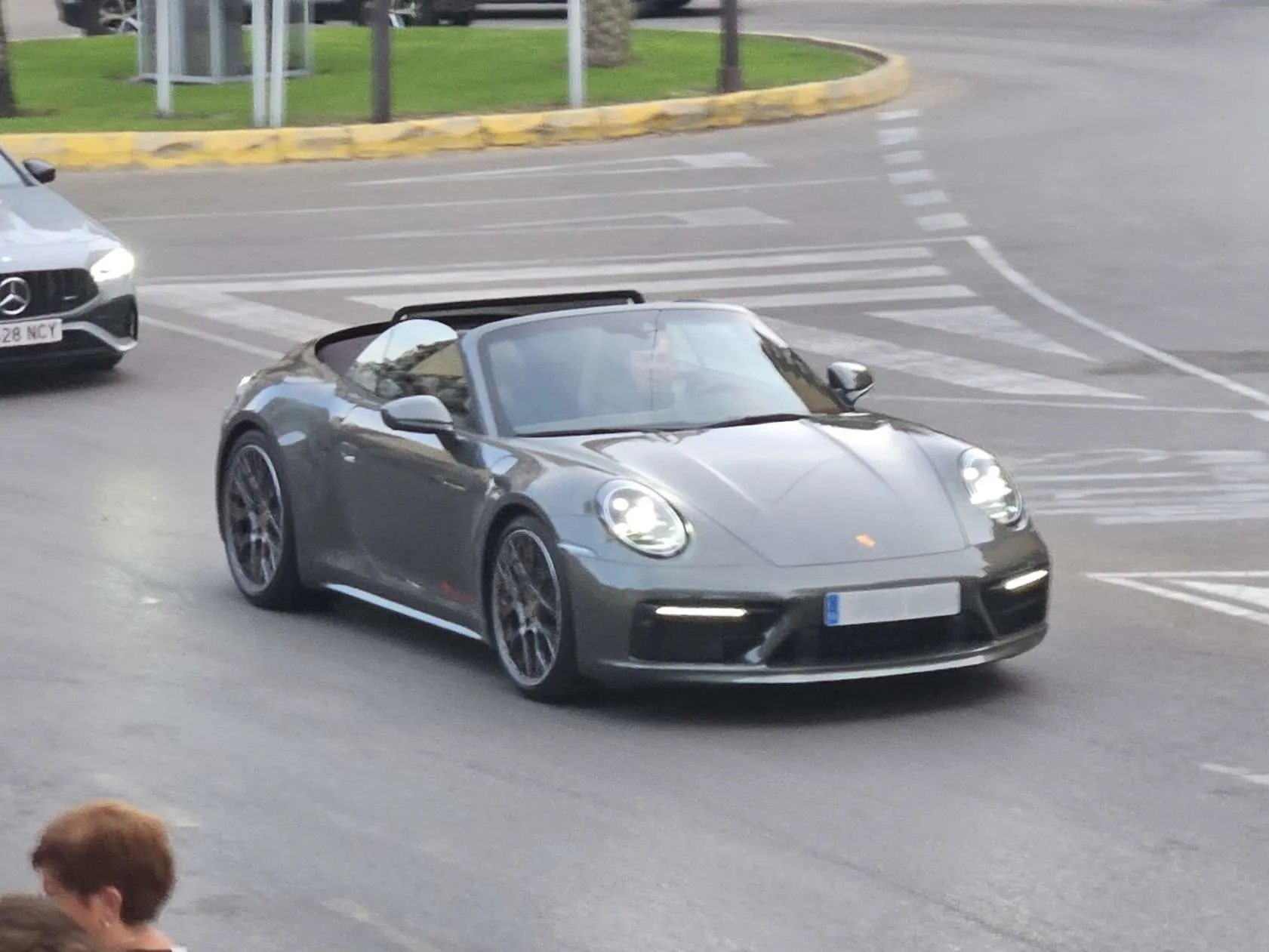 Porsche 992 Carrera 4S Cabriolet MkI in Cullera