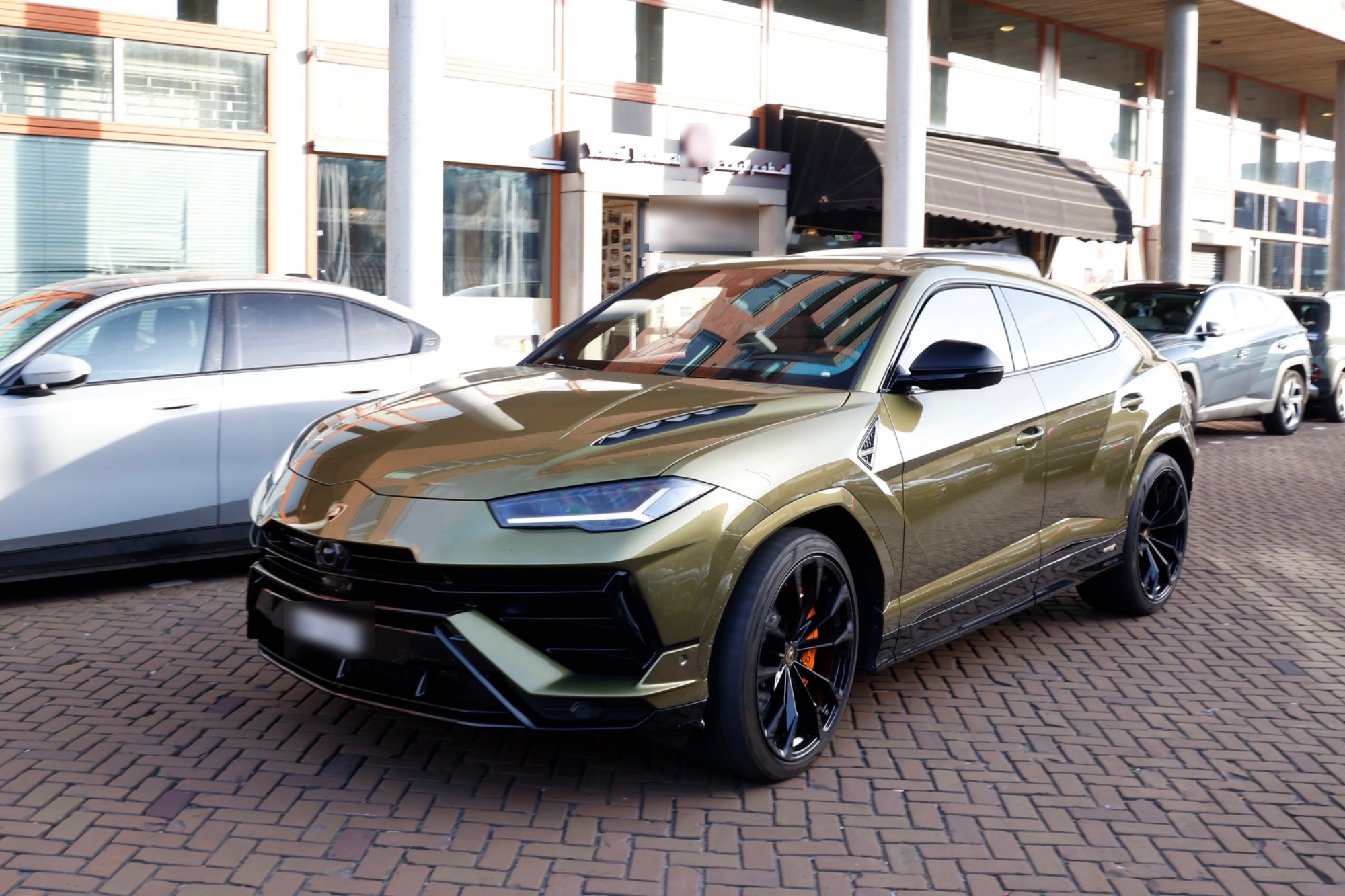 Lamborghini Urus S in Den Haag