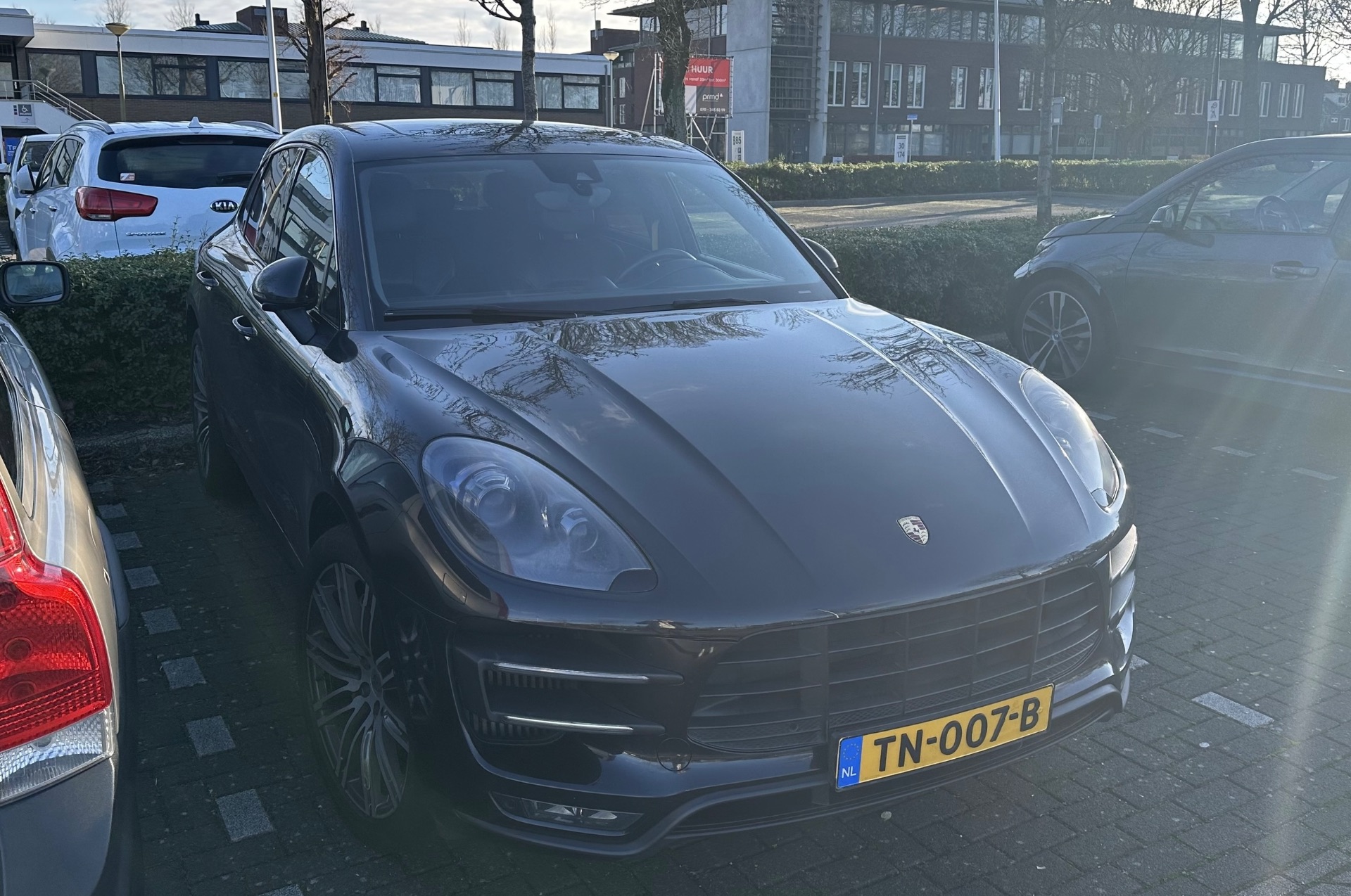 Porsche 95B Macan Turbo MkI