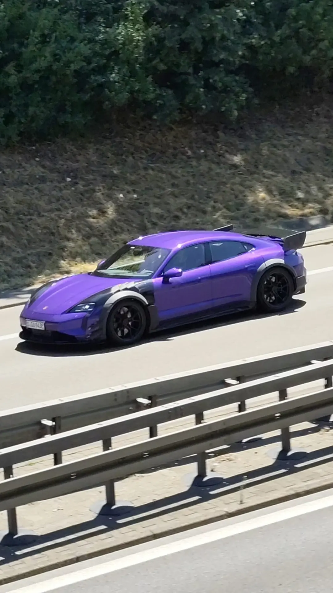 Porsche Taycan Turbo GT Manthey Racing in Neu-Ulm