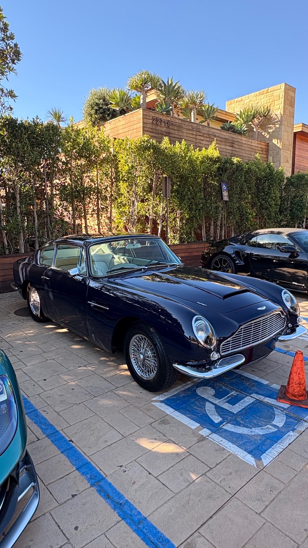 Aston Martin DB6 Superleggera