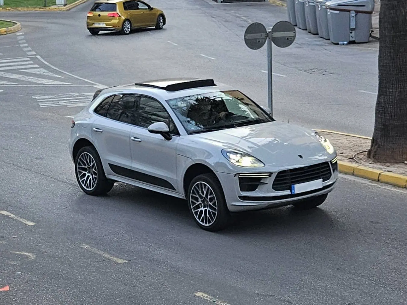 Porsche 95B Macan Turbo MkII in Cullera
