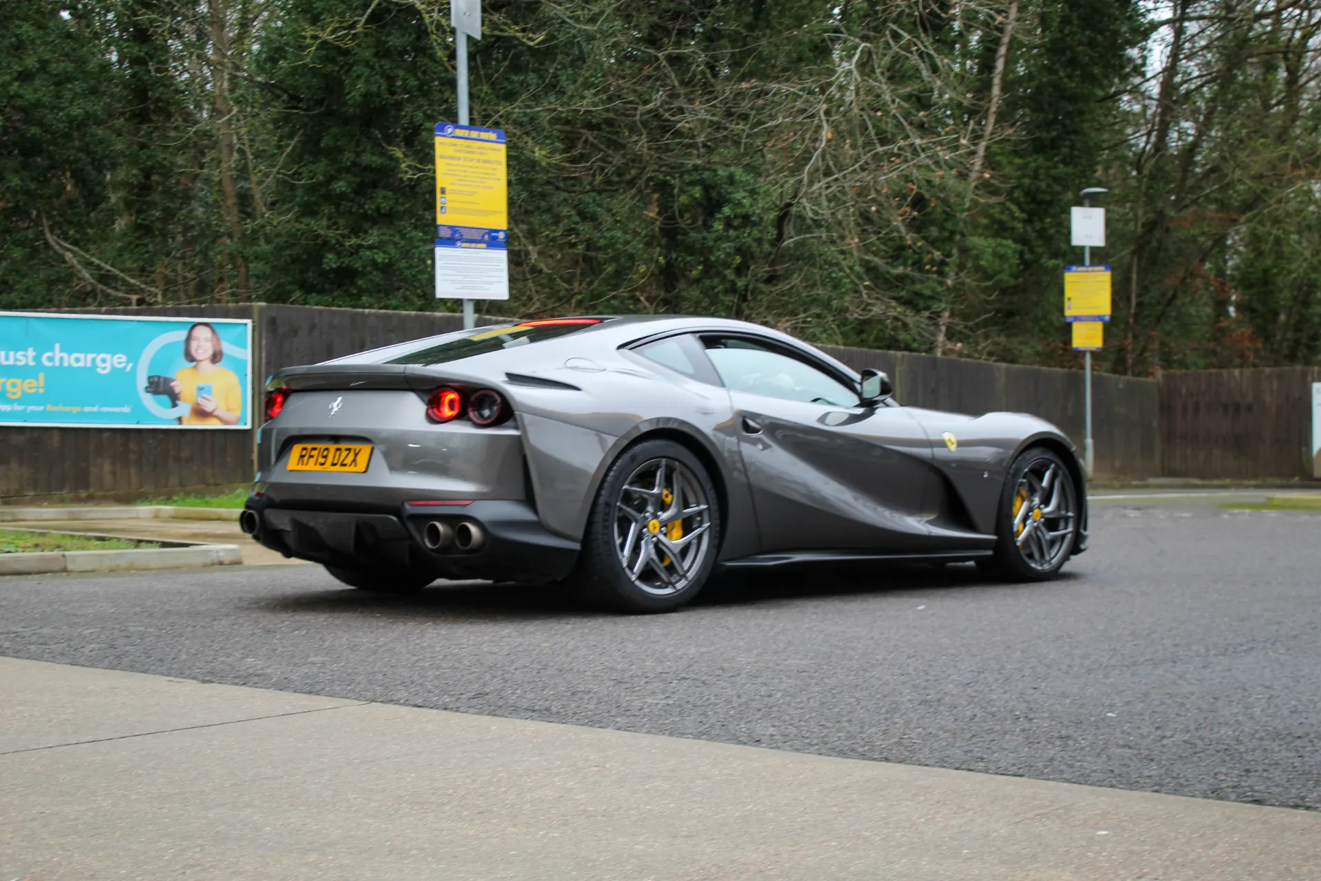 Ferrari 812 Superfast