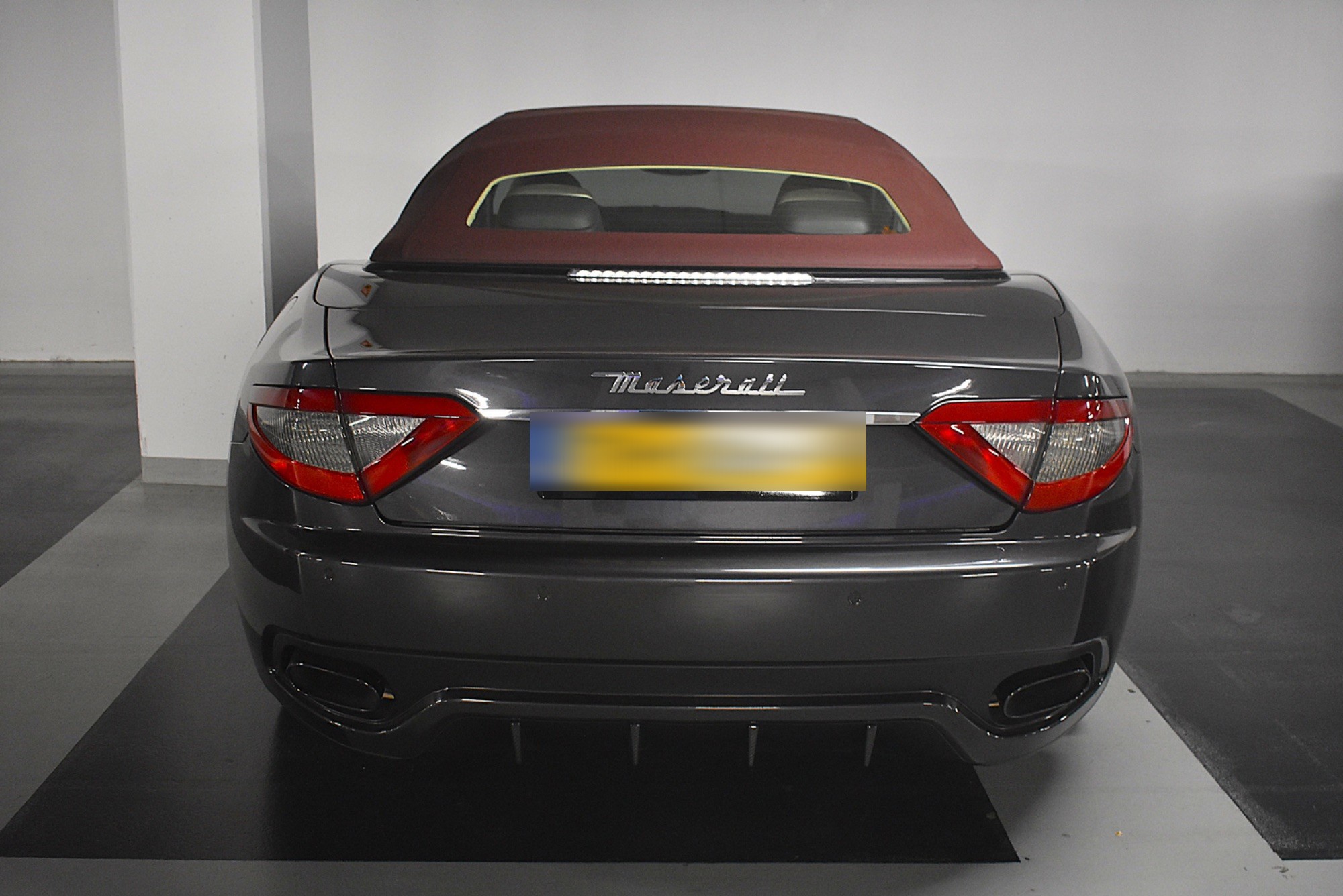 Maserati GranCabrio Sport 2013 in Maastricht, NL