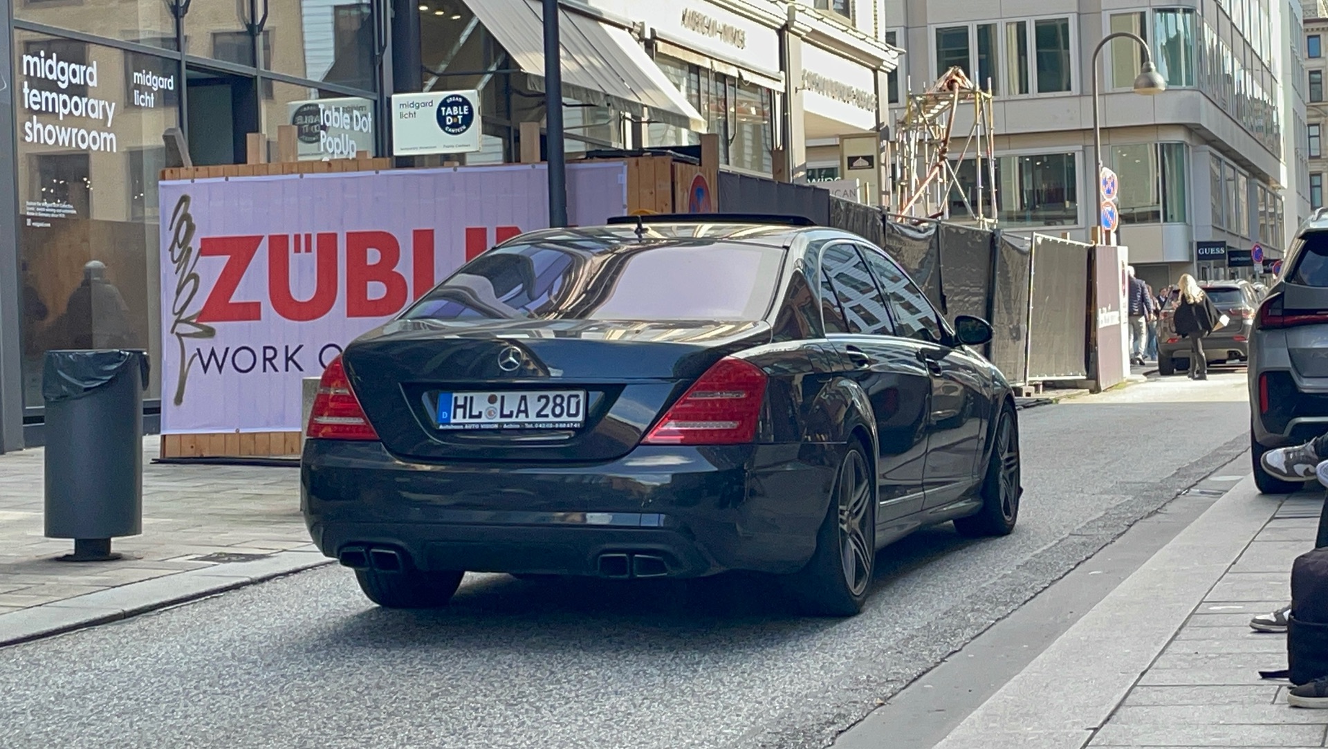Mercedes-Benz S 63 AMG W221 2010 spotted in Hamburg, DE