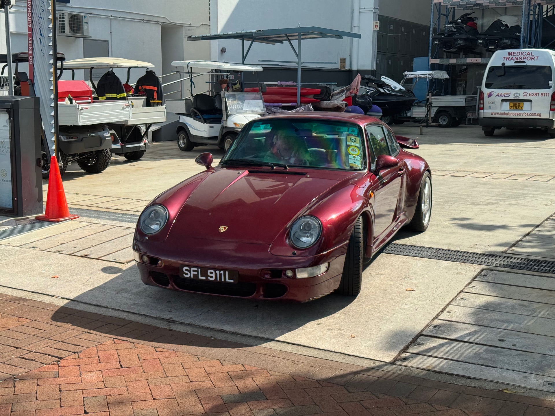 Porsche 993 Carrera 4S Singapore Limited Edition