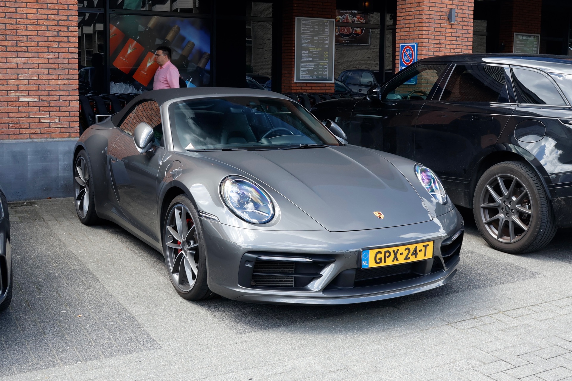 Porsche 992 Carrera 4S Cabriolet MkI