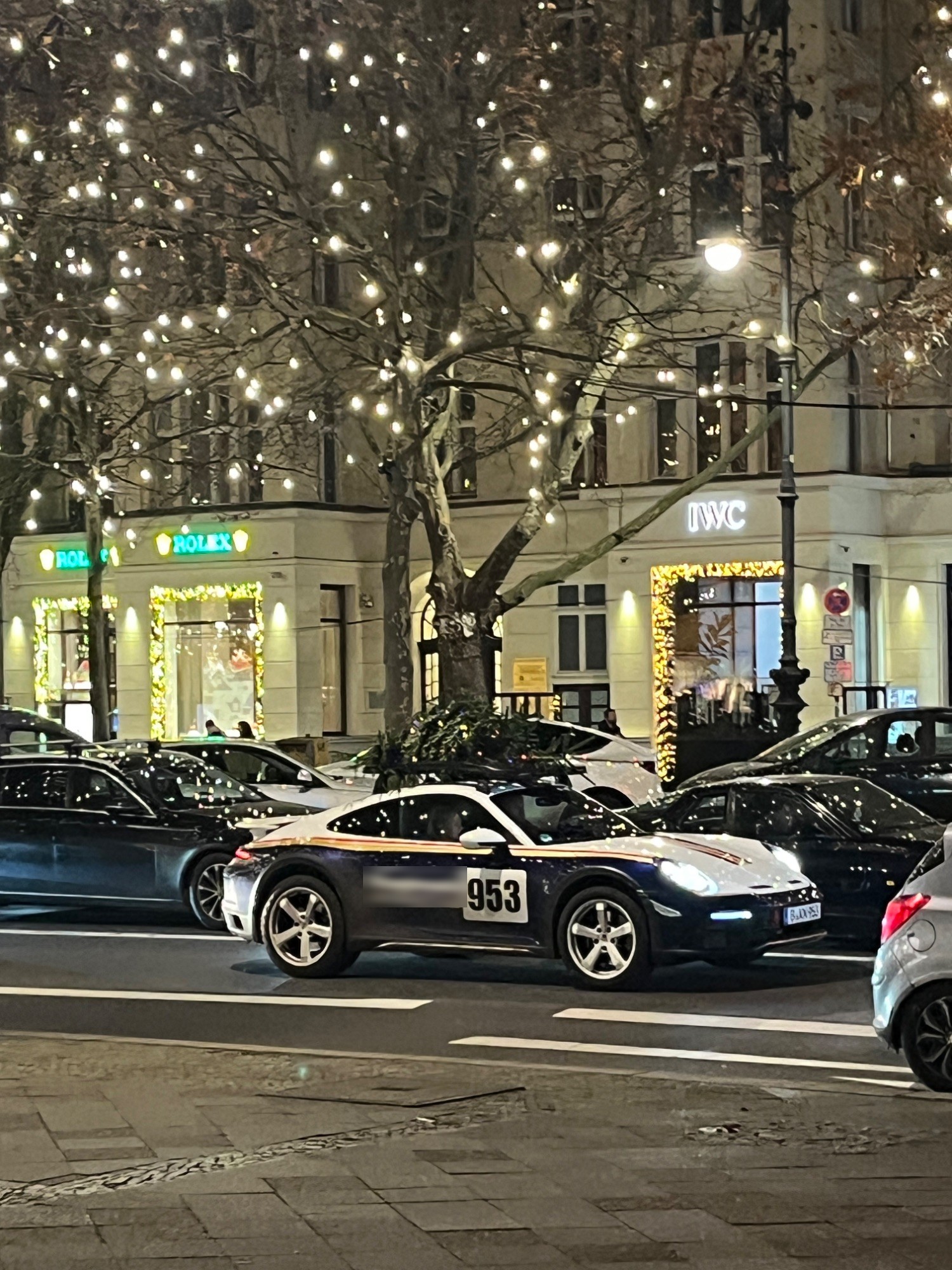 Porsche 992 Dakar