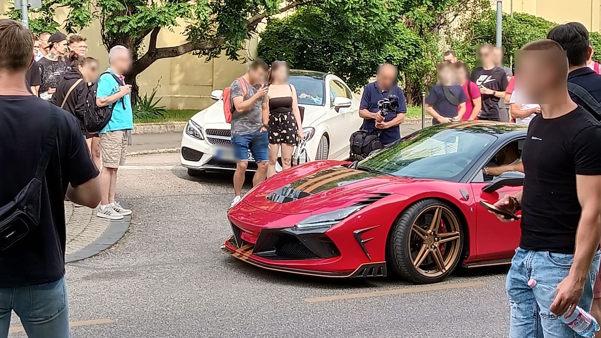 Ferrari F8 Tributo Keyvany