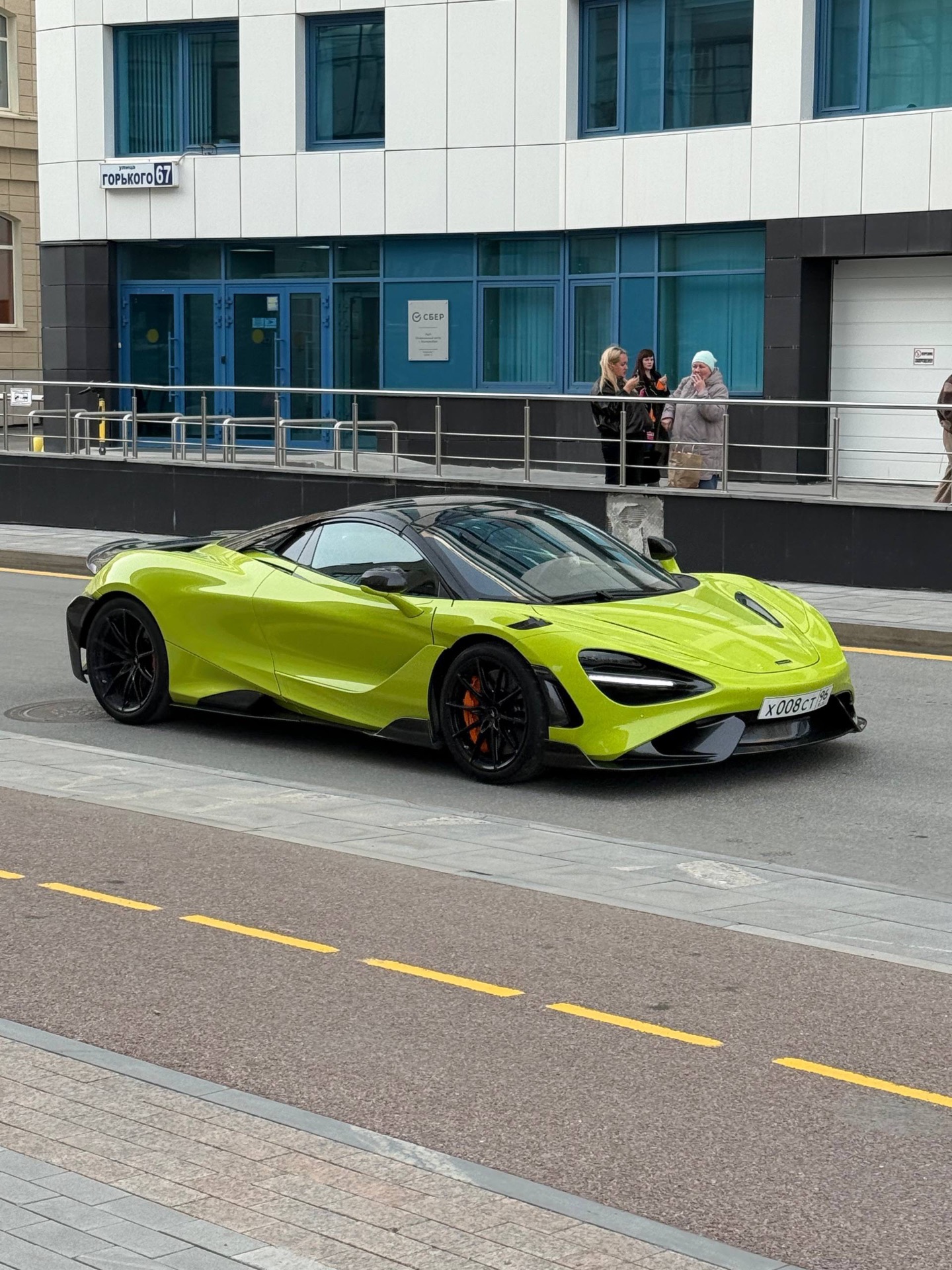 McLaren 765LT Spider
