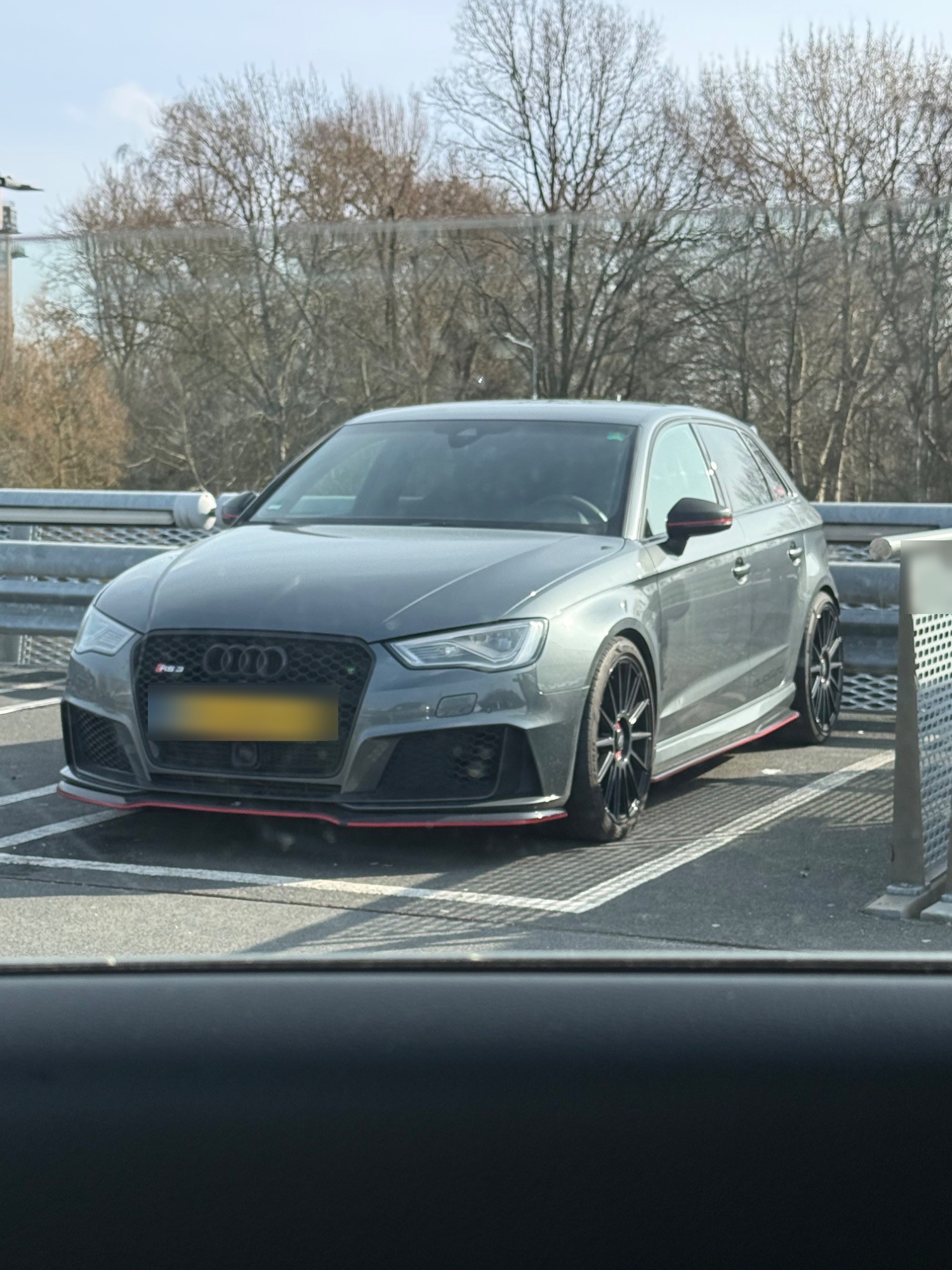 Audi RS3 Sportback 8V in Leidschendam