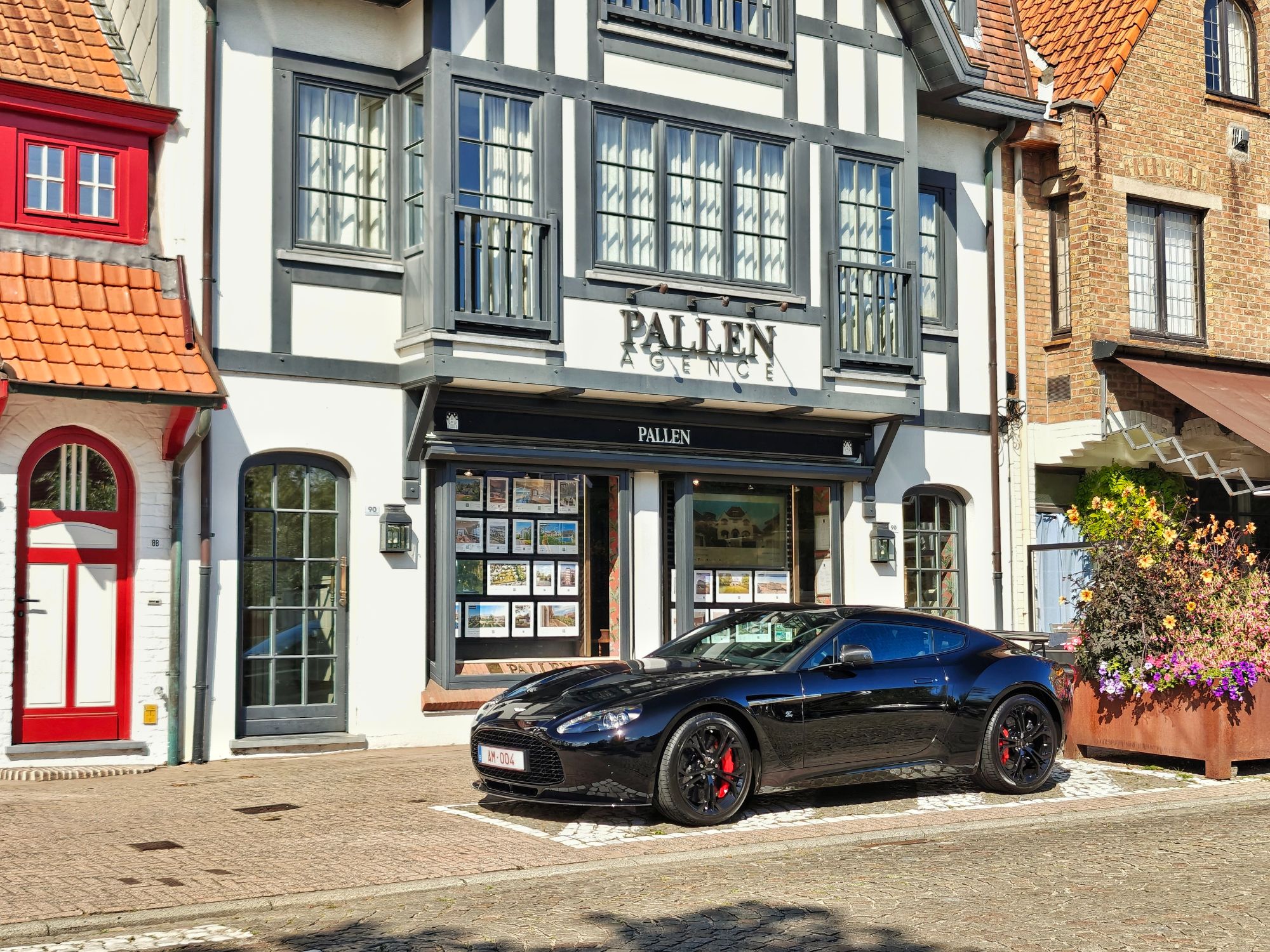 Aston Martin  V12 Zagato
