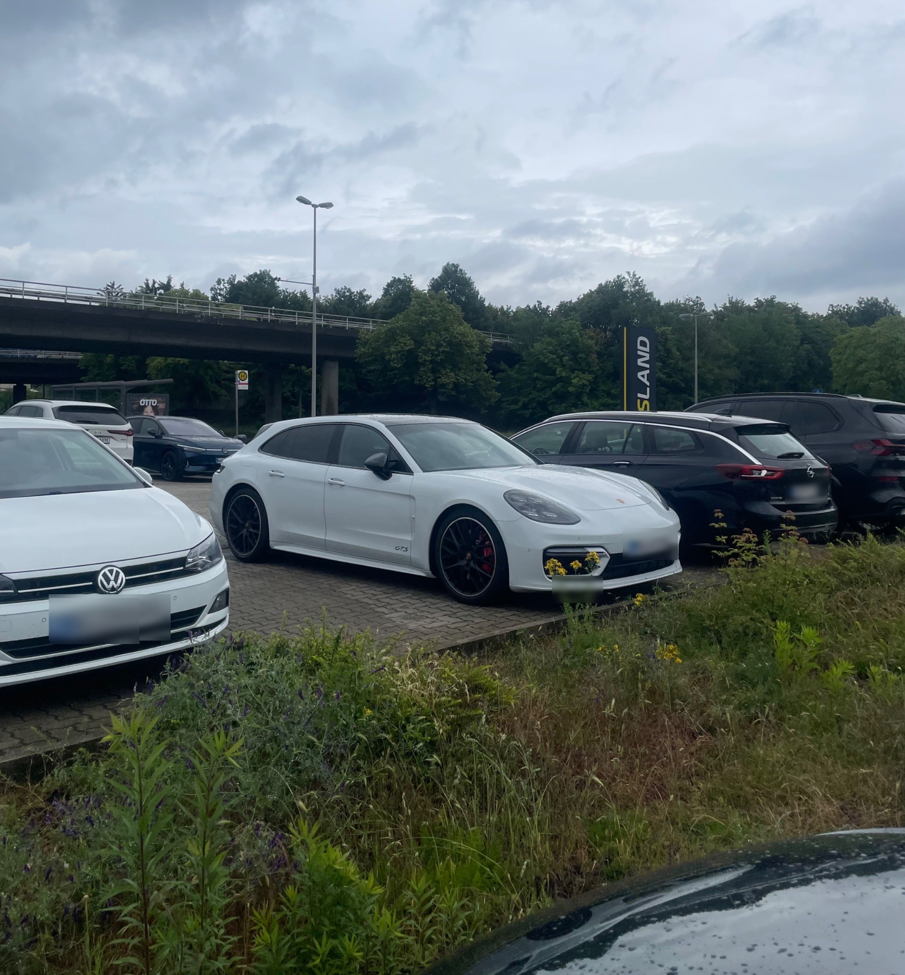 Porsche 971 Panamera GTS MkII in Braunschweig, DE