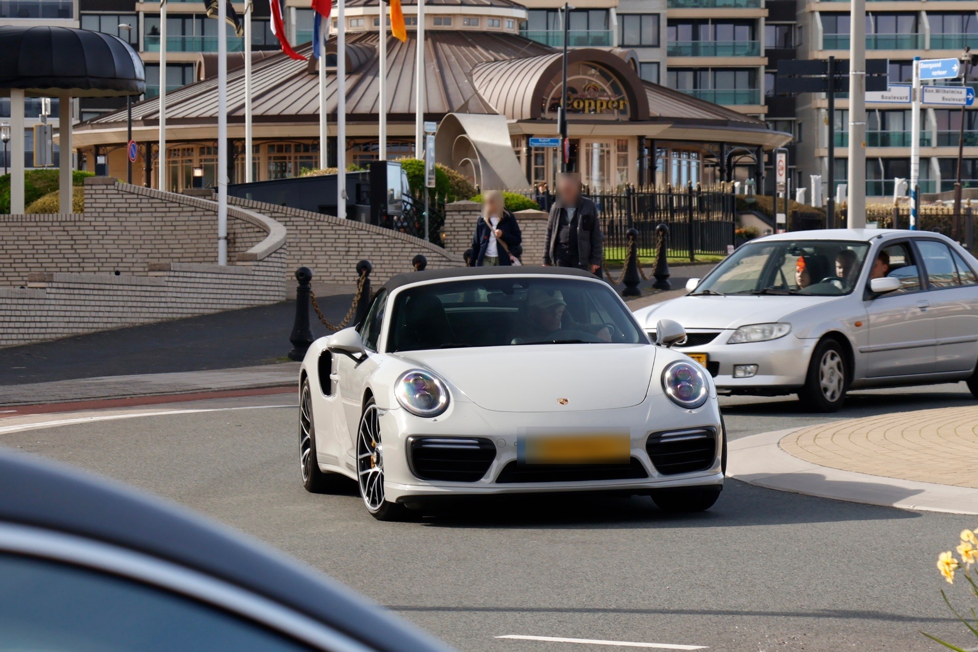 Porsche 991 Turbo S Cabriolet MkII in Noordwijk