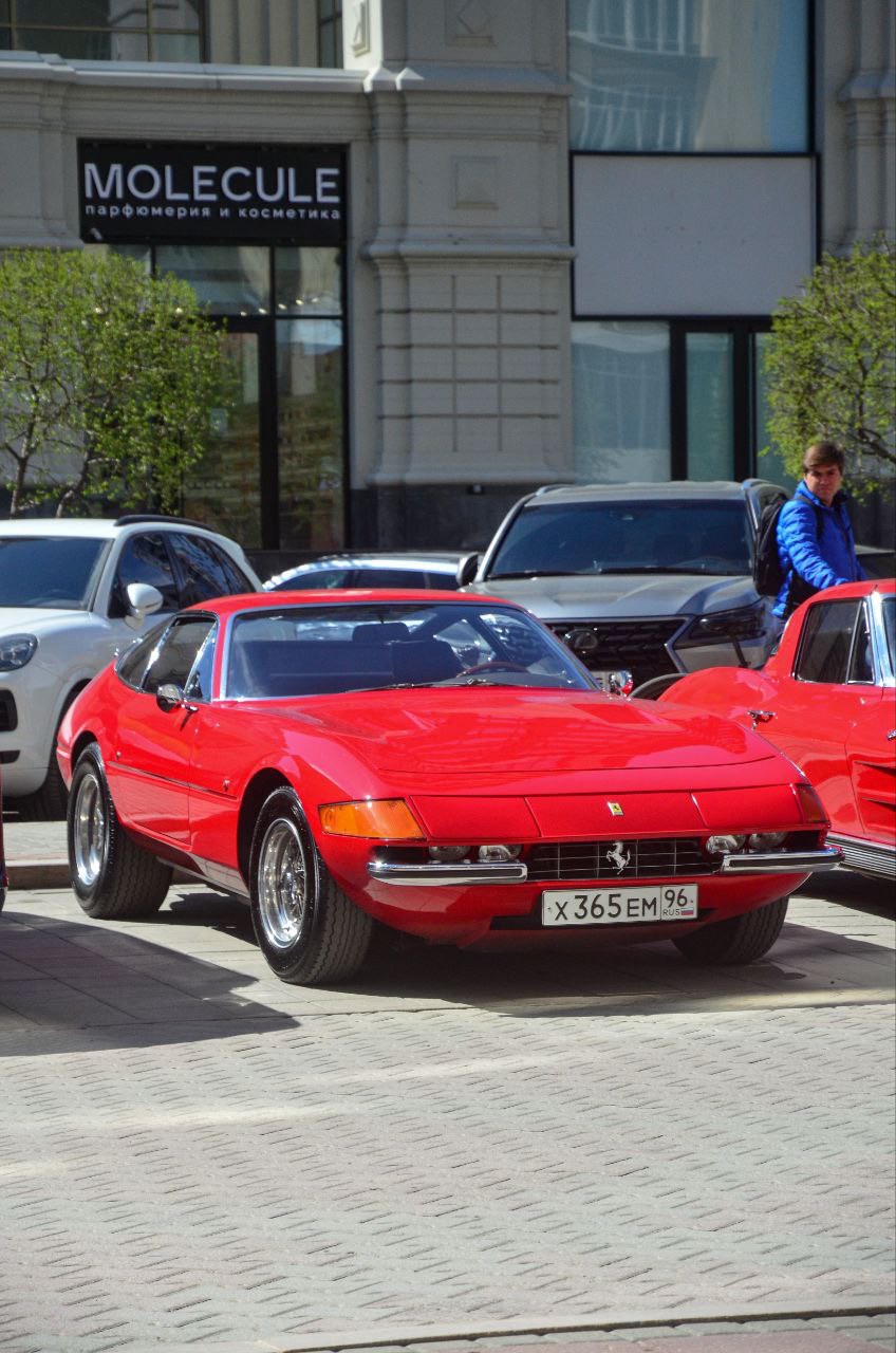 Ferrari 365 GTB/4 Daytona