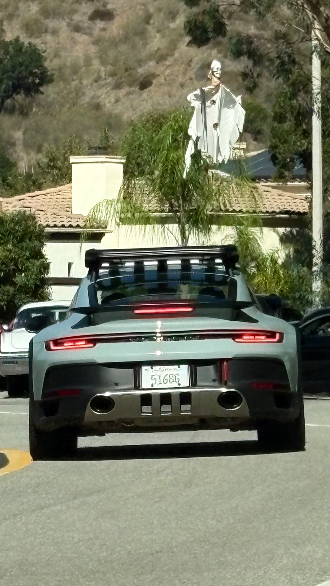 Porsche 992 Dakar