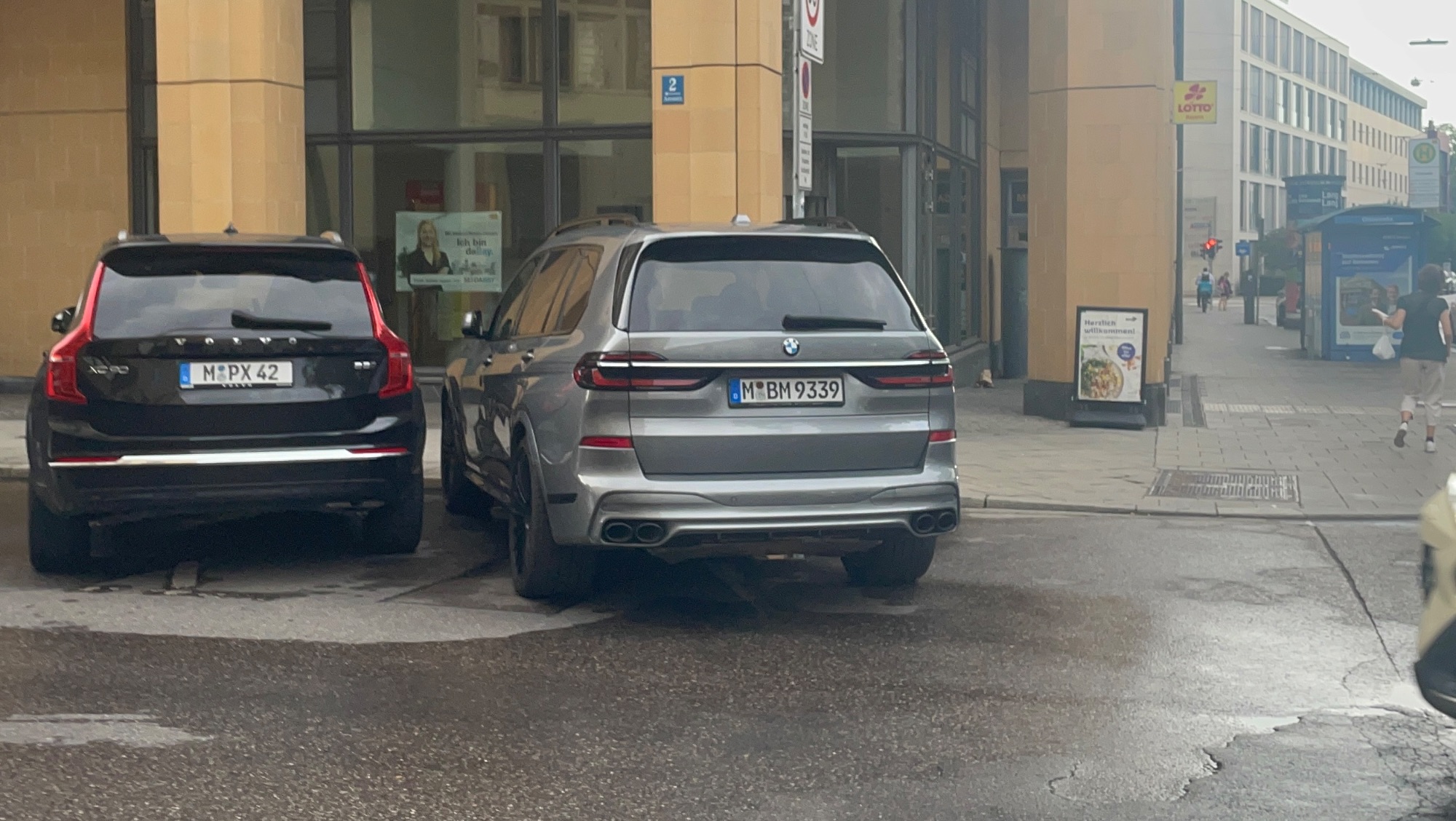 Alpina XB7 BiTurbo 2023 in München