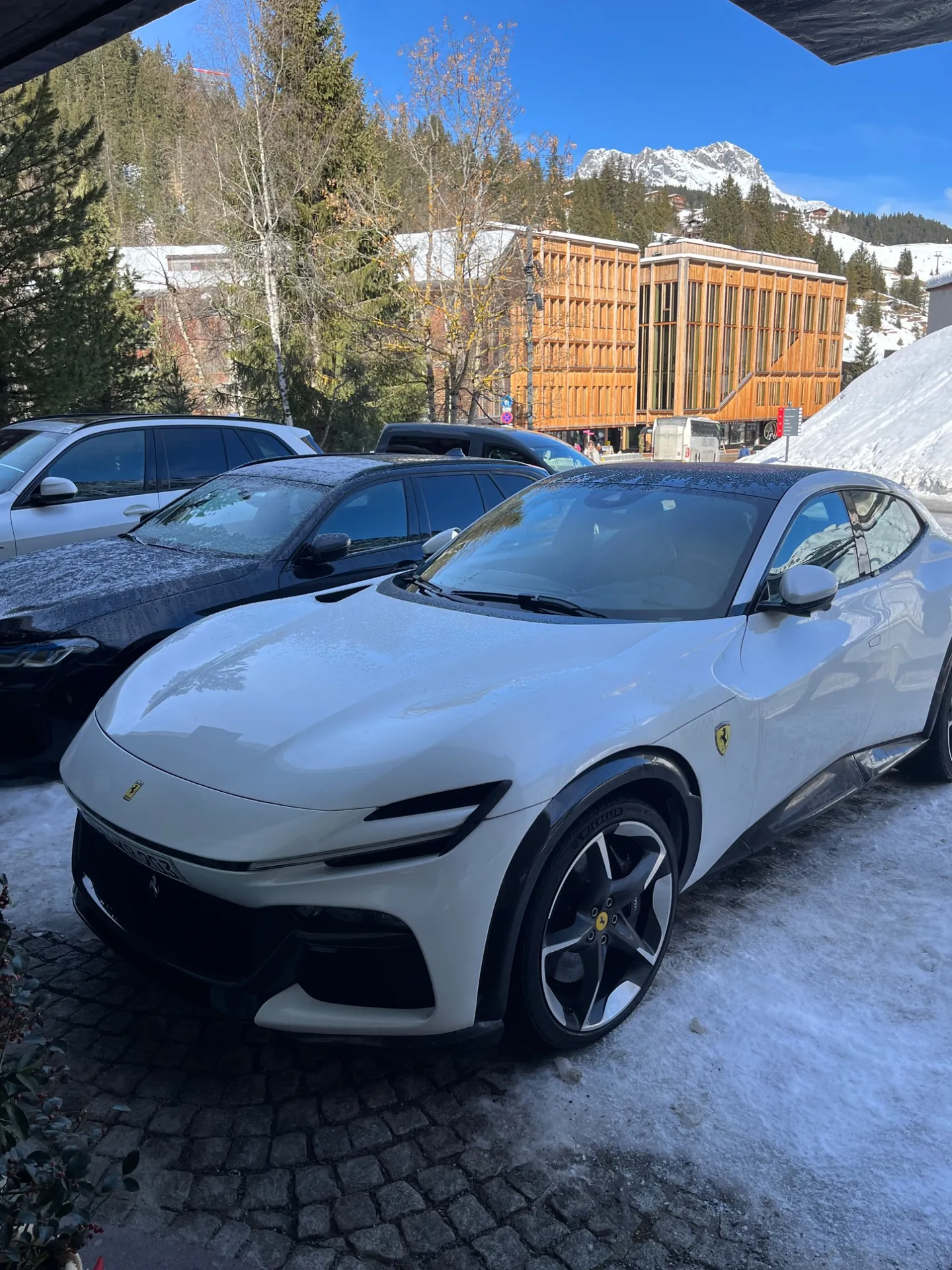Ferrari Purosangue in Lech