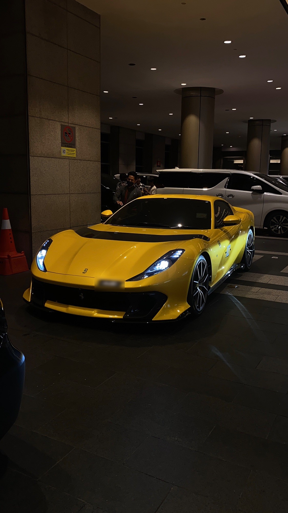 Ferrari 812 Competizione
